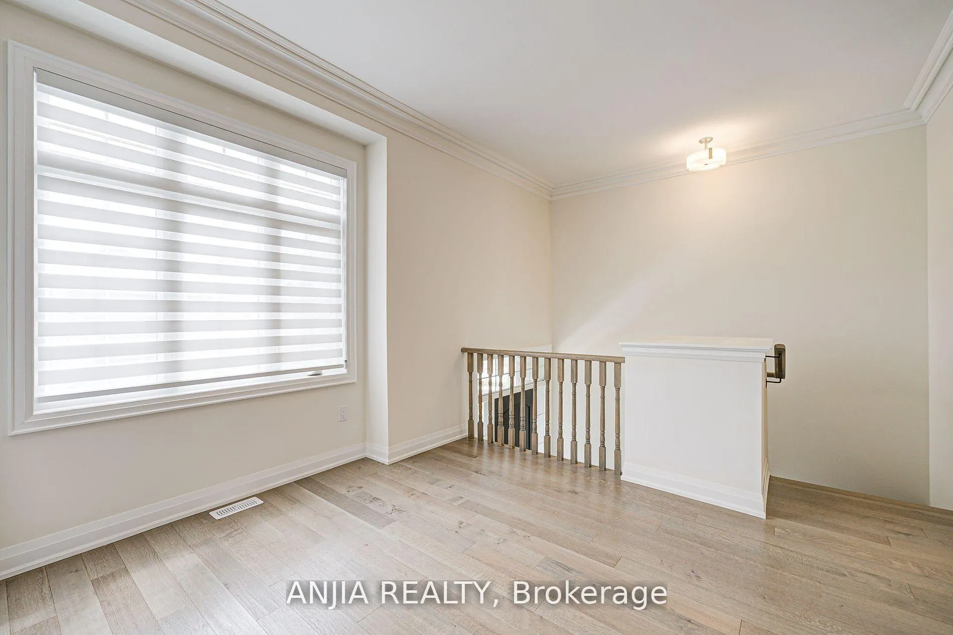 Photo 11 of 7 Bright Terrace Way E, Markham, Angus Glen — HOMEH