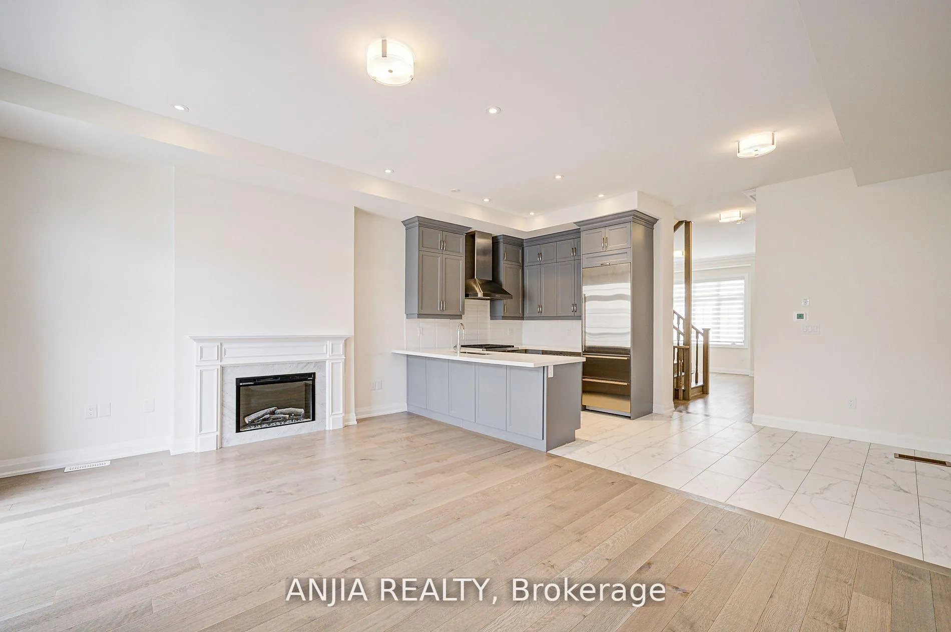 Photo 17 of 7 Bright Terrace Way E, Markham, Angus Glen — HOMEH