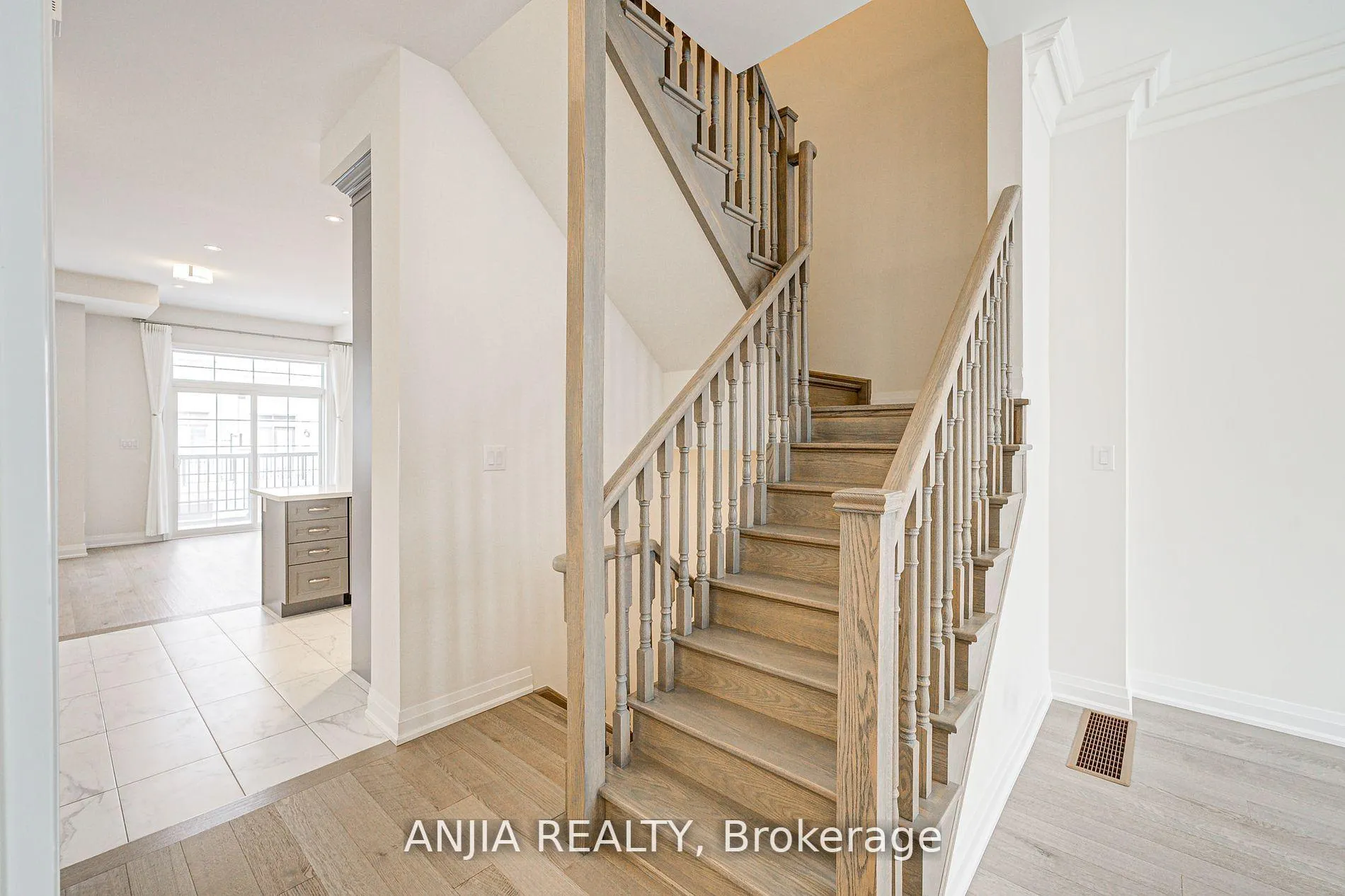 Photo 22 of 7 Bright Terrace Way E, Markham, Angus Glen — HOMEH
