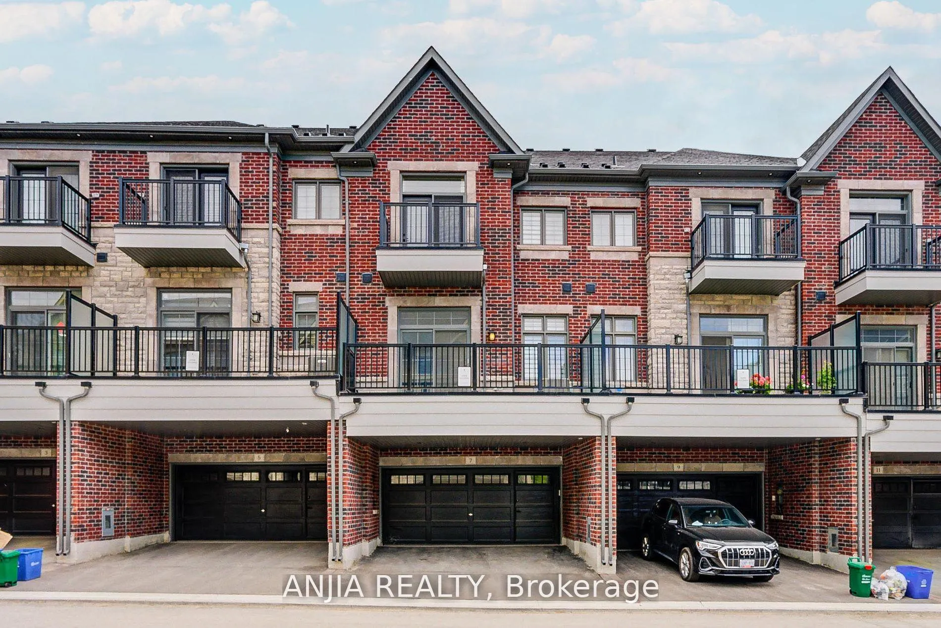 Photo 35 of 7 Bright Terrace Way E, Markham, Angus Glen — HOMEH