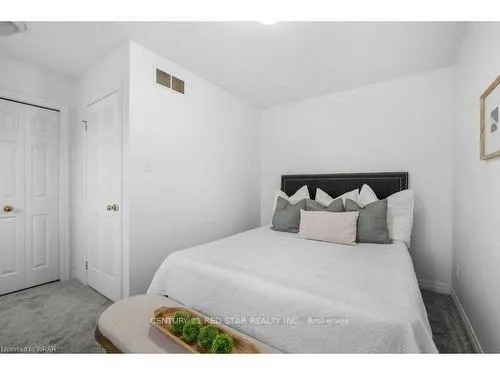Photo 24 of Unit 12, 10 Foxglove Crescent, Kitchener — HOMEH