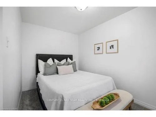 Photo 25 of Unit 12, 10 Foxglove Crescent, Kitchener — HOMEH