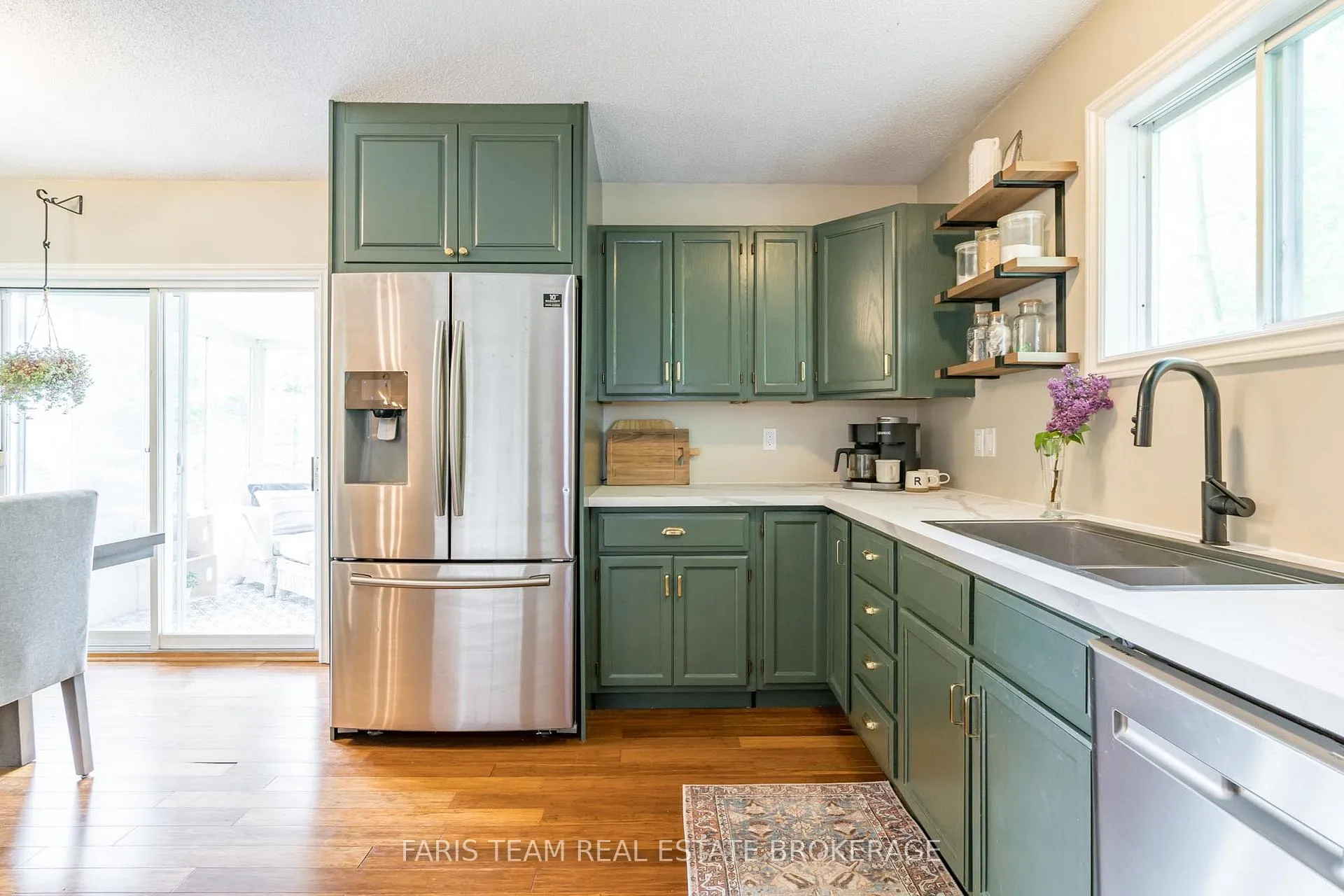 Photo 8 of 427 Ann Street, Tay, Port McNicoll — HOMEH