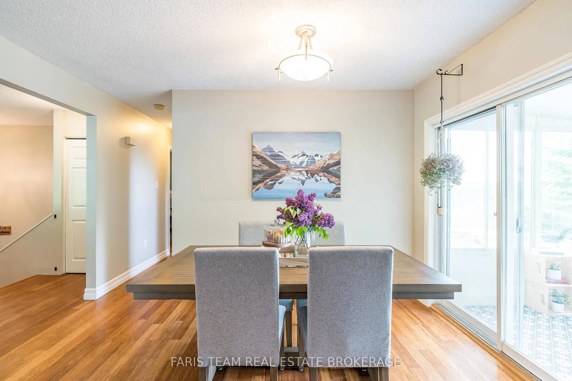 Photo 10 of 427 Ann Street, Tay, Port McNicoll — HOMEH