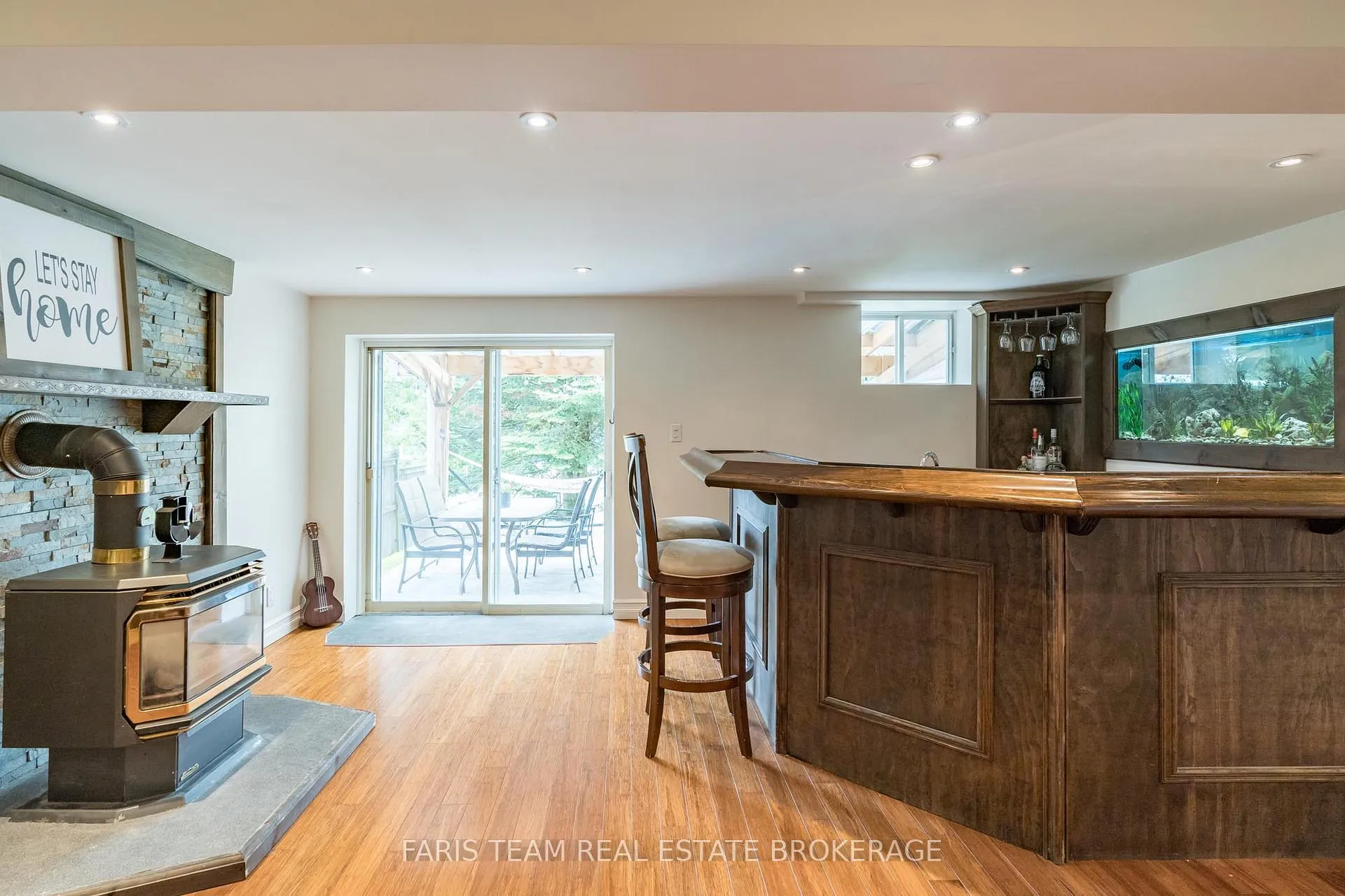 Photo 24 of 427 Ann Street, Tay, Port McNicoll — HOMEH