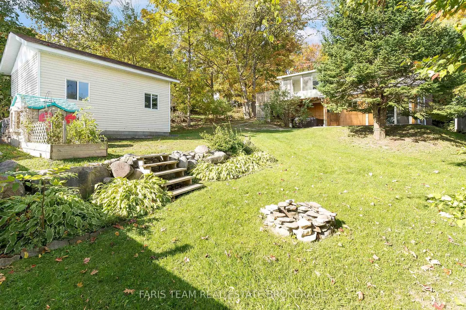 Photo 33 of 427 Ann Street, Tay, Port McNicoll — HOMEH