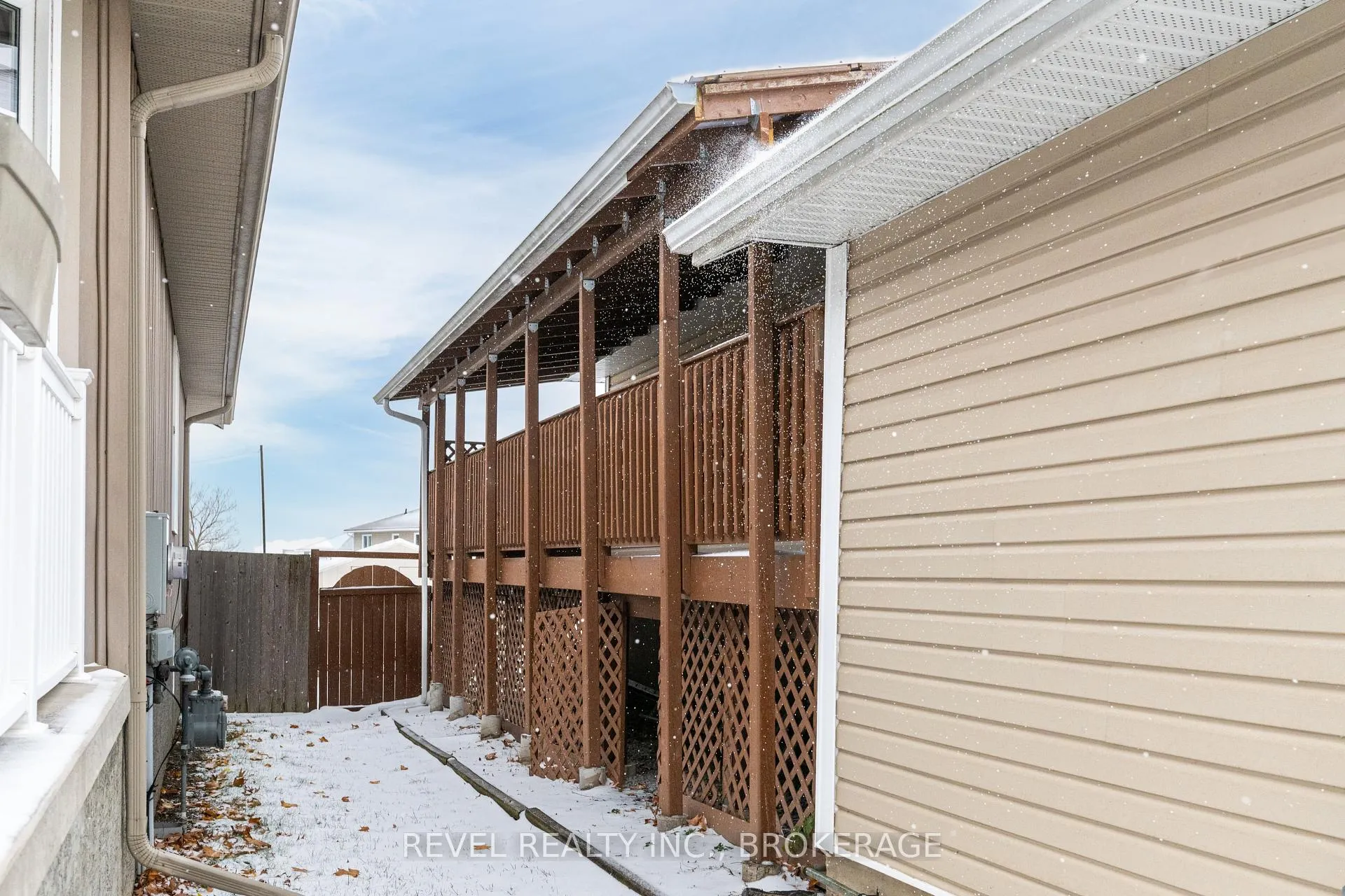 Photo 26 of 108 Islandview Drive, Loyalist, Amherstview — HOMEH