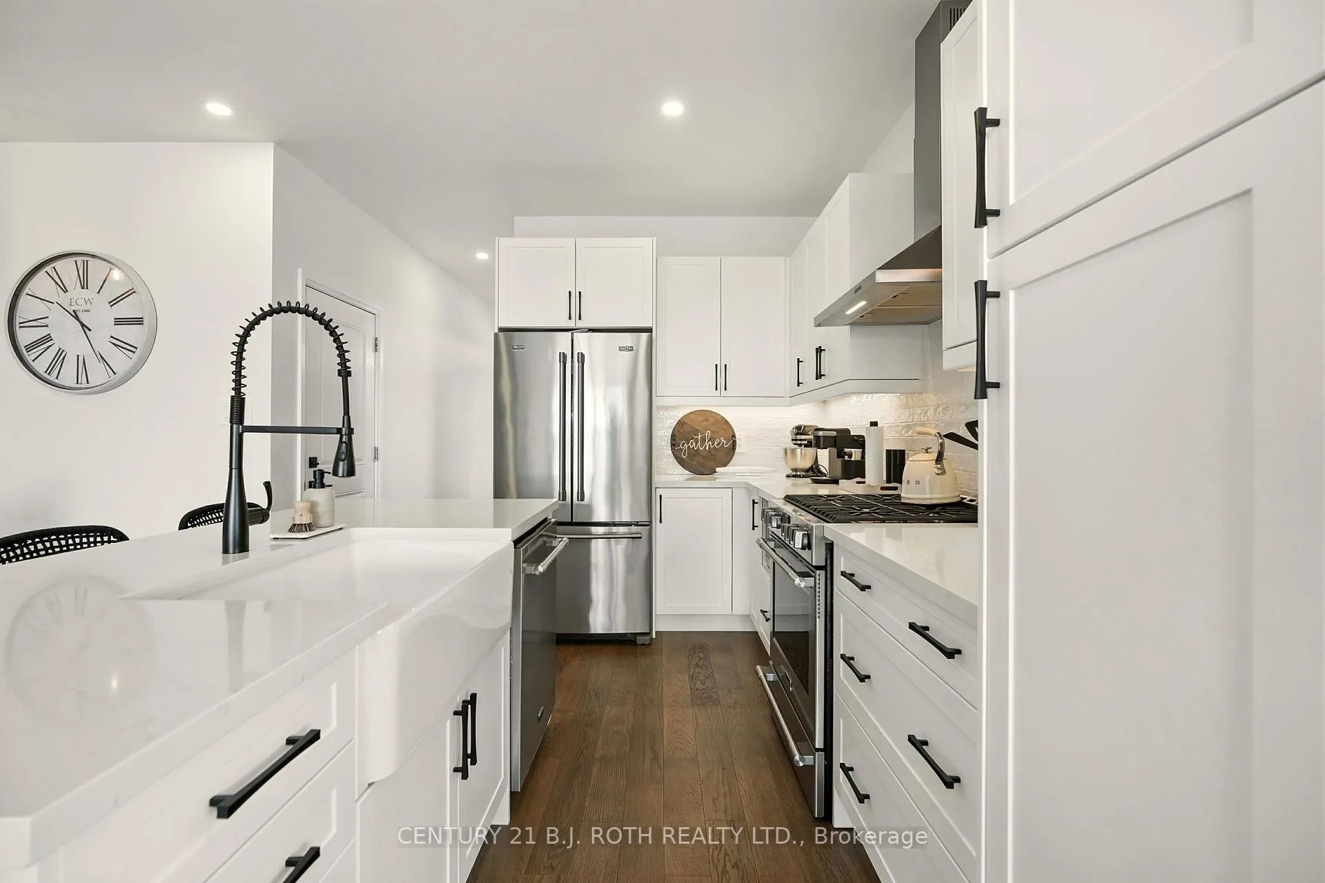 Photo 12 of 124 Ritchie Crescent, Springwater, Elmvale — HOMEH