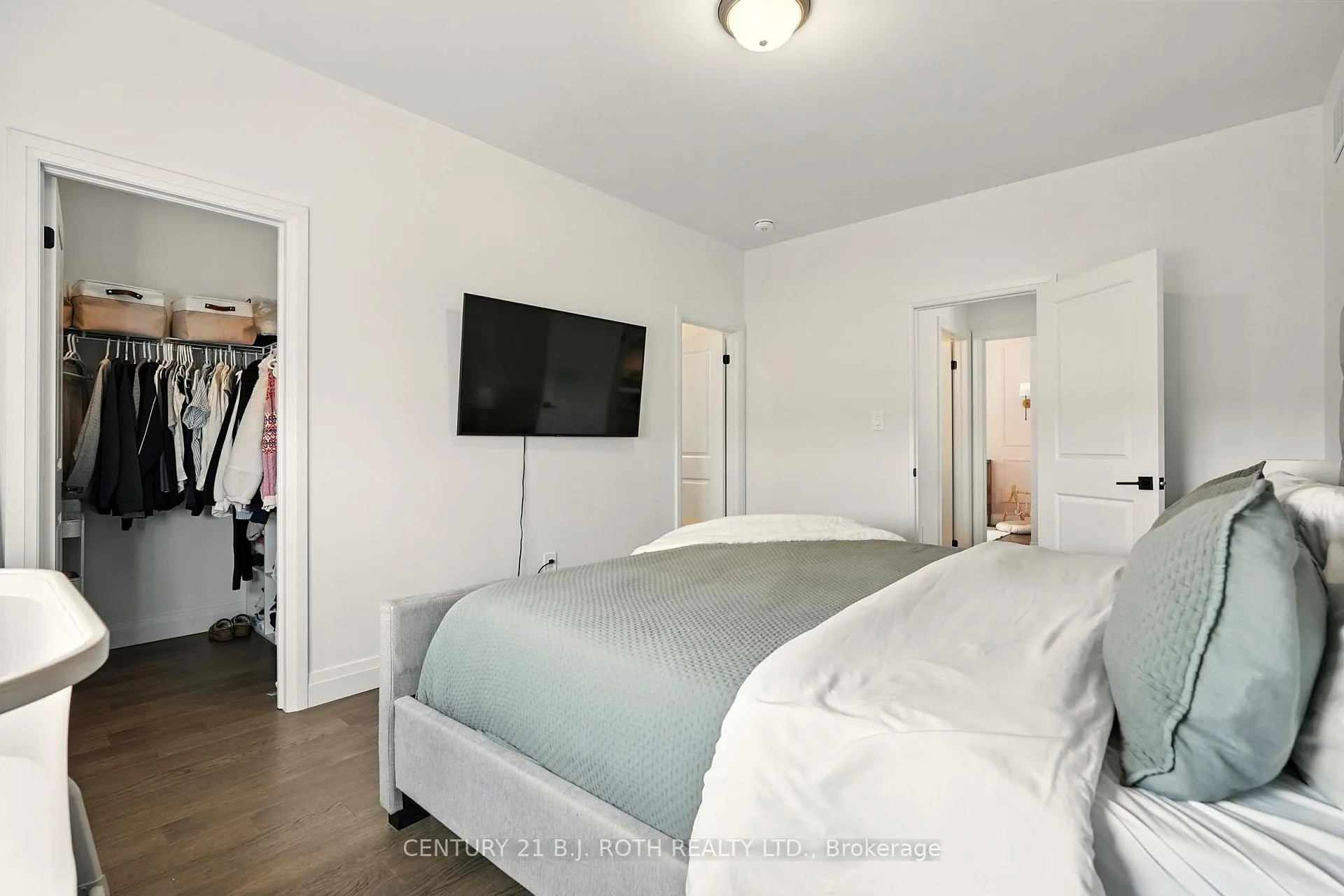 Photo 26 of 124 Ritchie Crescent, Springwater, Elmvale — HOMEH