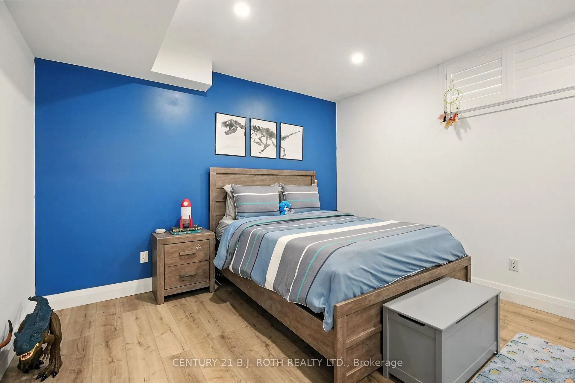 Photo 35 of 124 Ritchie Crescent, Springwater, Elmvale — HOMEH