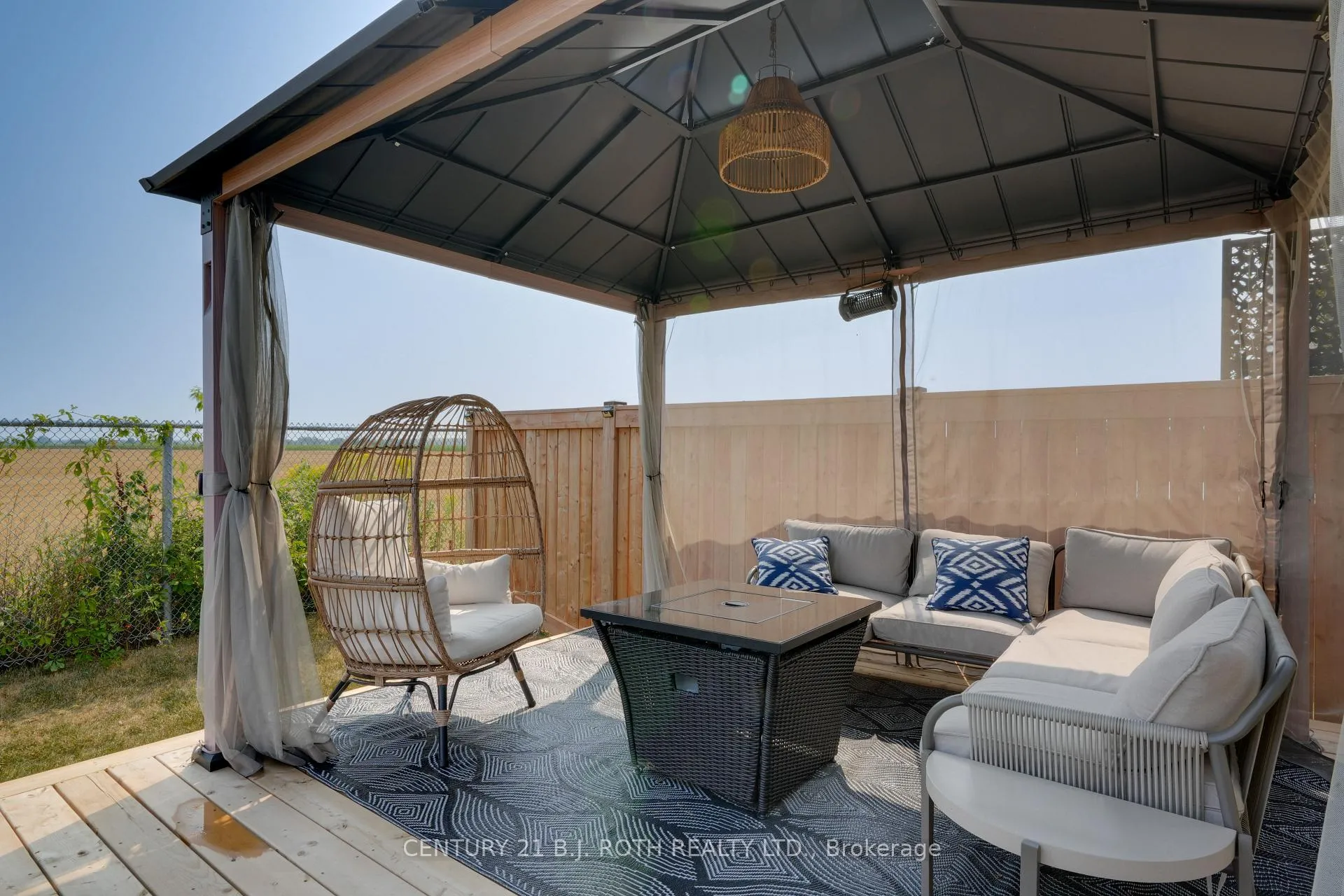 Photo 41 of 124 Ritchie Crescent, Springwater, Elmvale — HOMEH