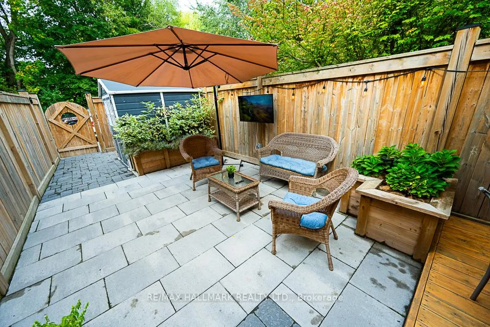 Photo 15 of 3318 Bathurst Street, Toronto, Englemount-Lawrence — HOMEH