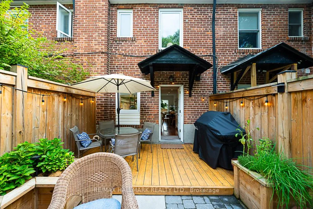 Photo 16 of 3318 Bathurst Street, Toronto, Englemount-Lawrence — HOMEH
