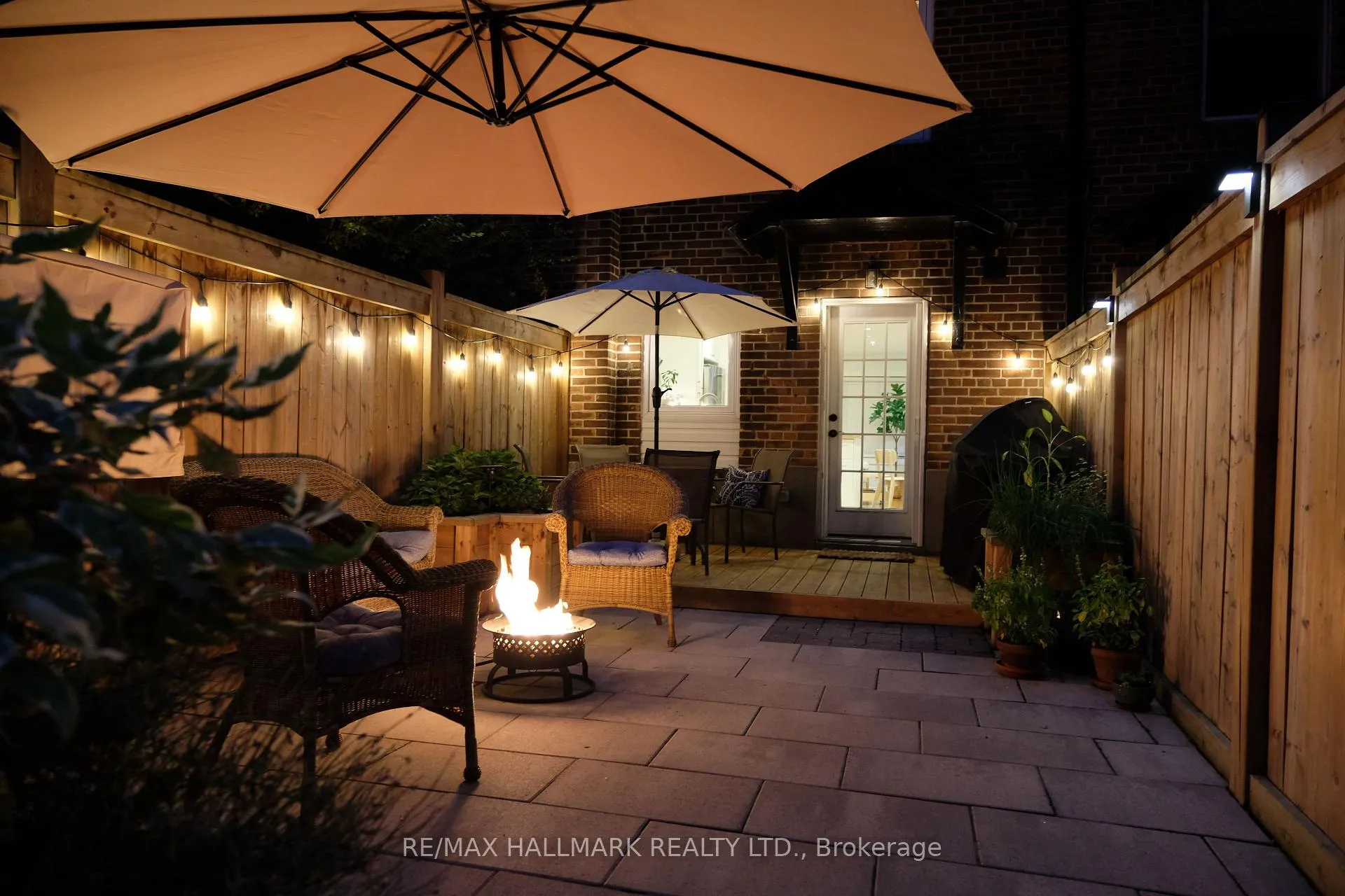 Photo 19 of 3318 Bathurst Street, Toronto, Englemount-Lawrence — HOMEH