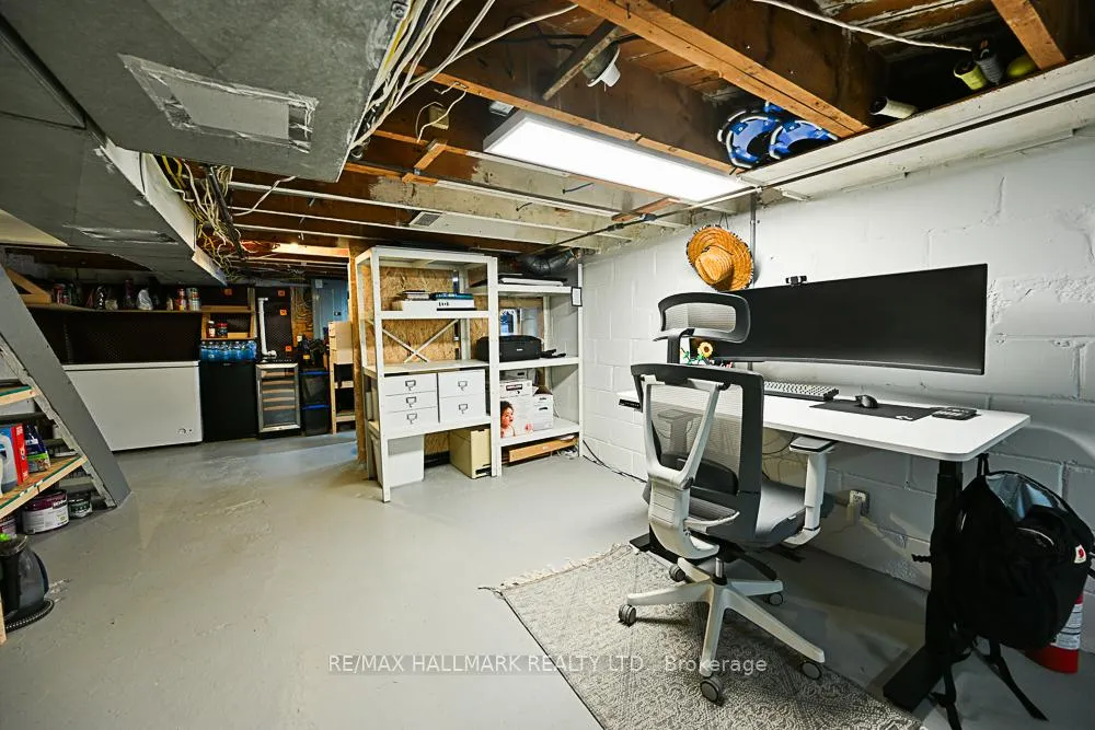 Photo 36 of 3318 Bathurst Street, Toronto, Englemount-Lawrence — HOMEH