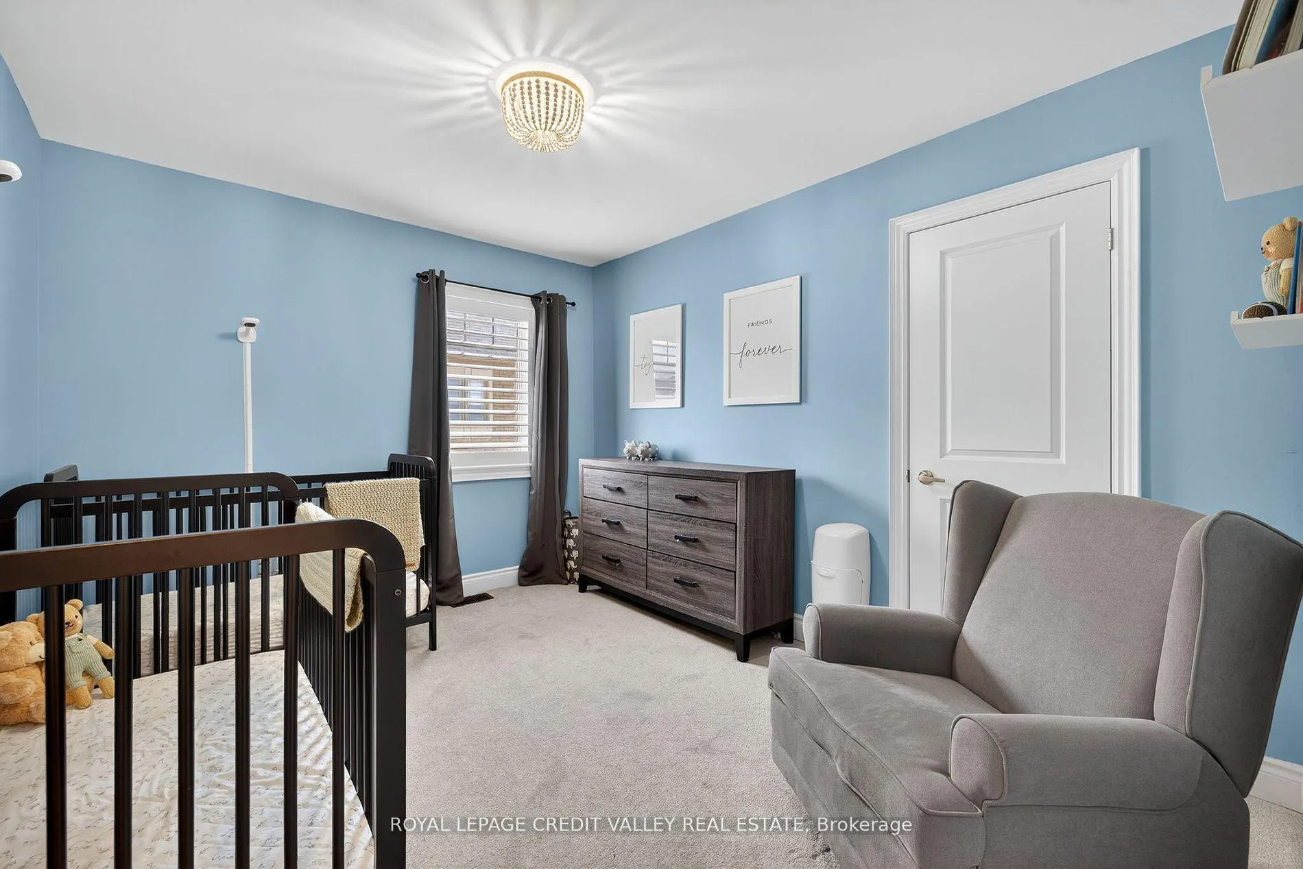 Photo 20 of 29 Janes Crescent, New Tecumseth, Alliston — HOMEH