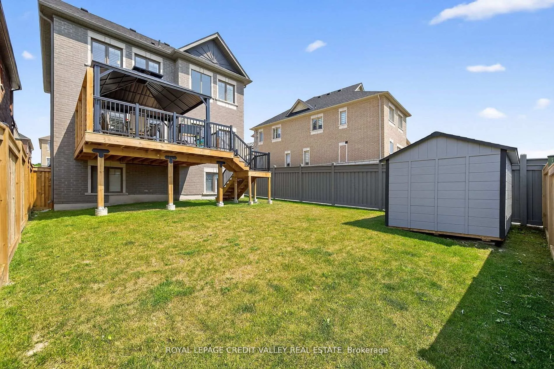 Photo 34 of 29 Janes Crescent, New Tecumseth, Alliston — HOMEH