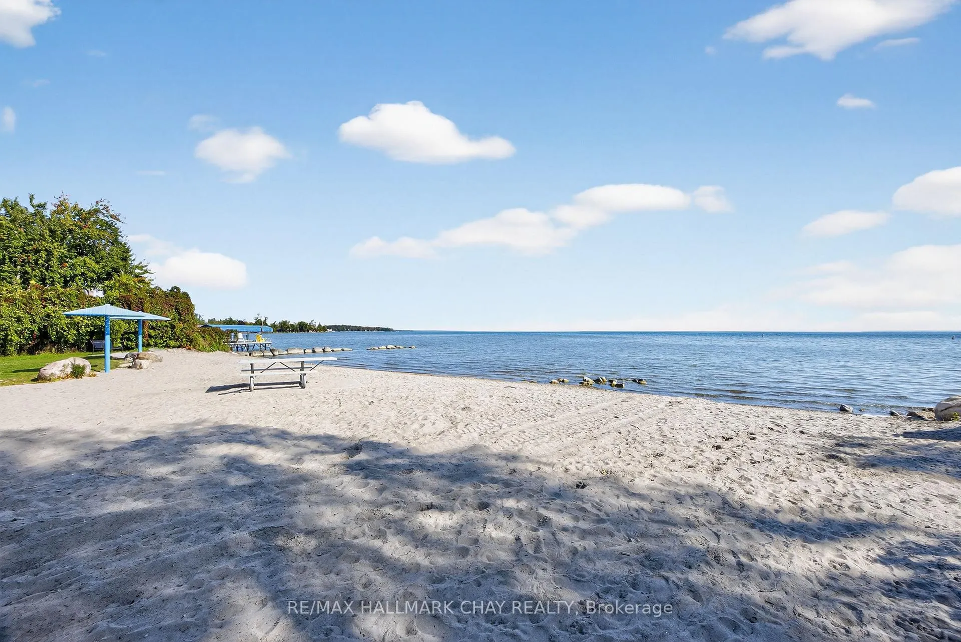 Photo 4 of 2446 Ralph Street, Innisfil, Alcona — HOMEH