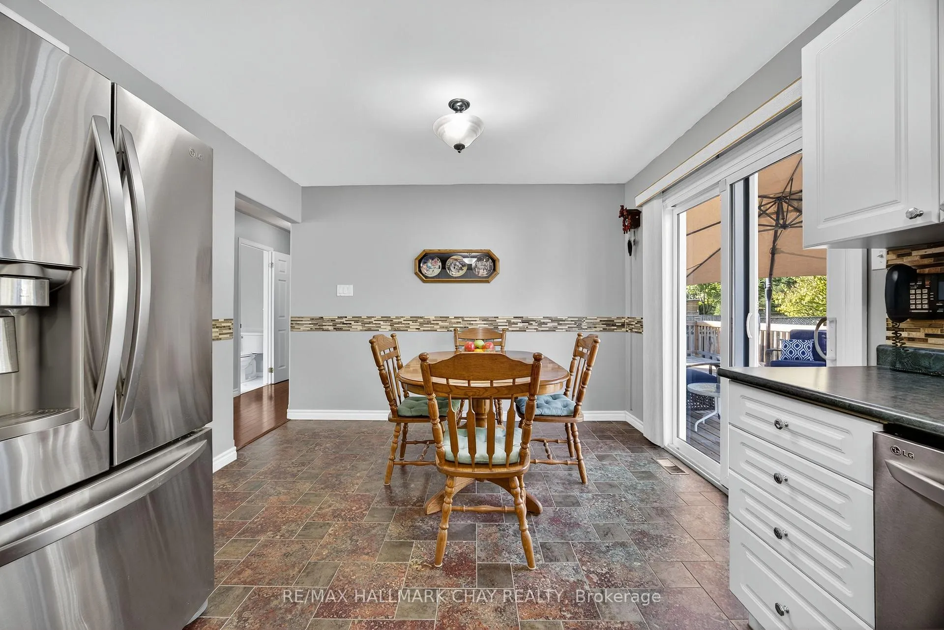 Photo 13 of 2446 Ralph Street, Innisfil, Alcona — HOMEH