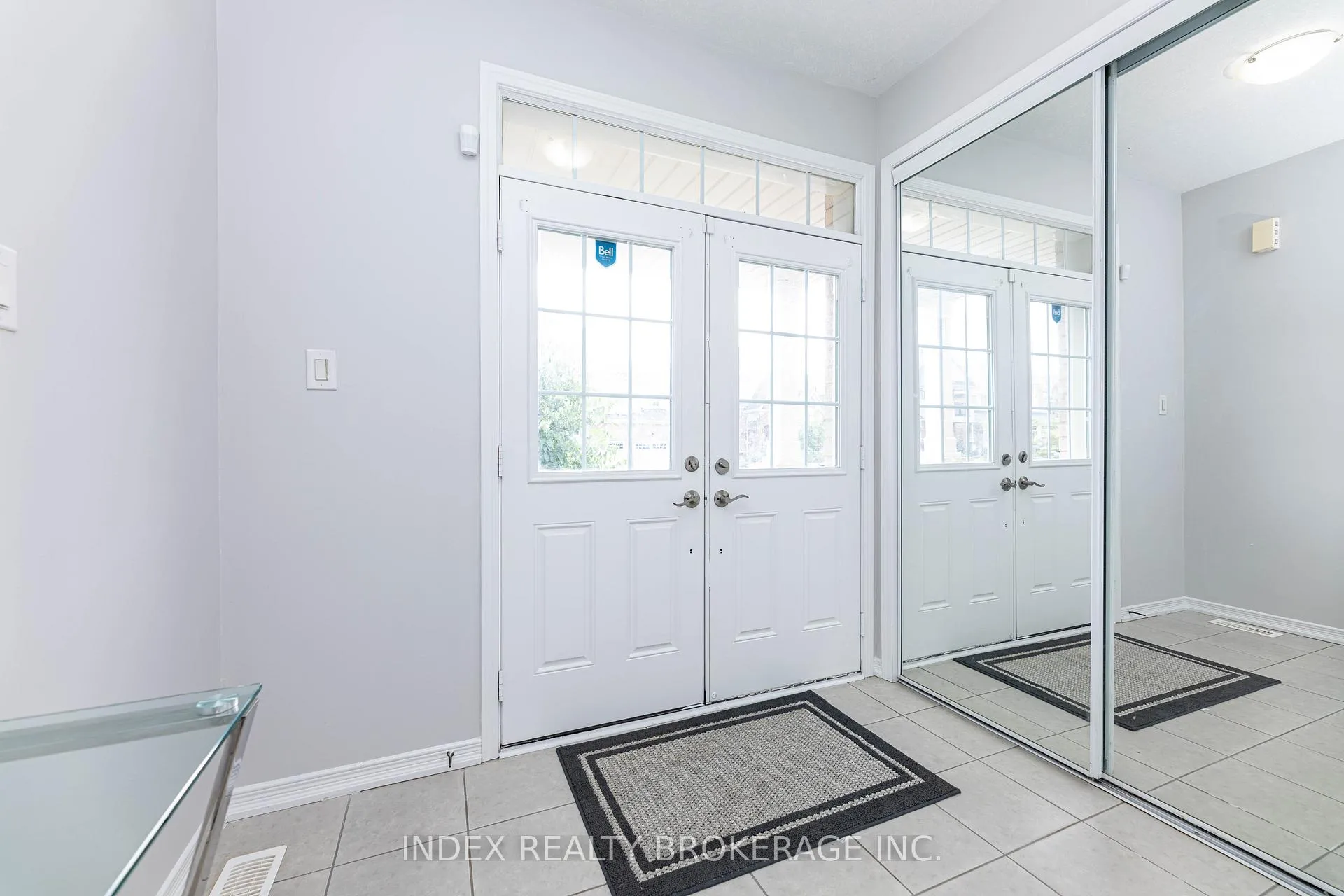 Photo 4 of 7713 Black Maple Drive, Niagara Falls, Brown — HOMEH