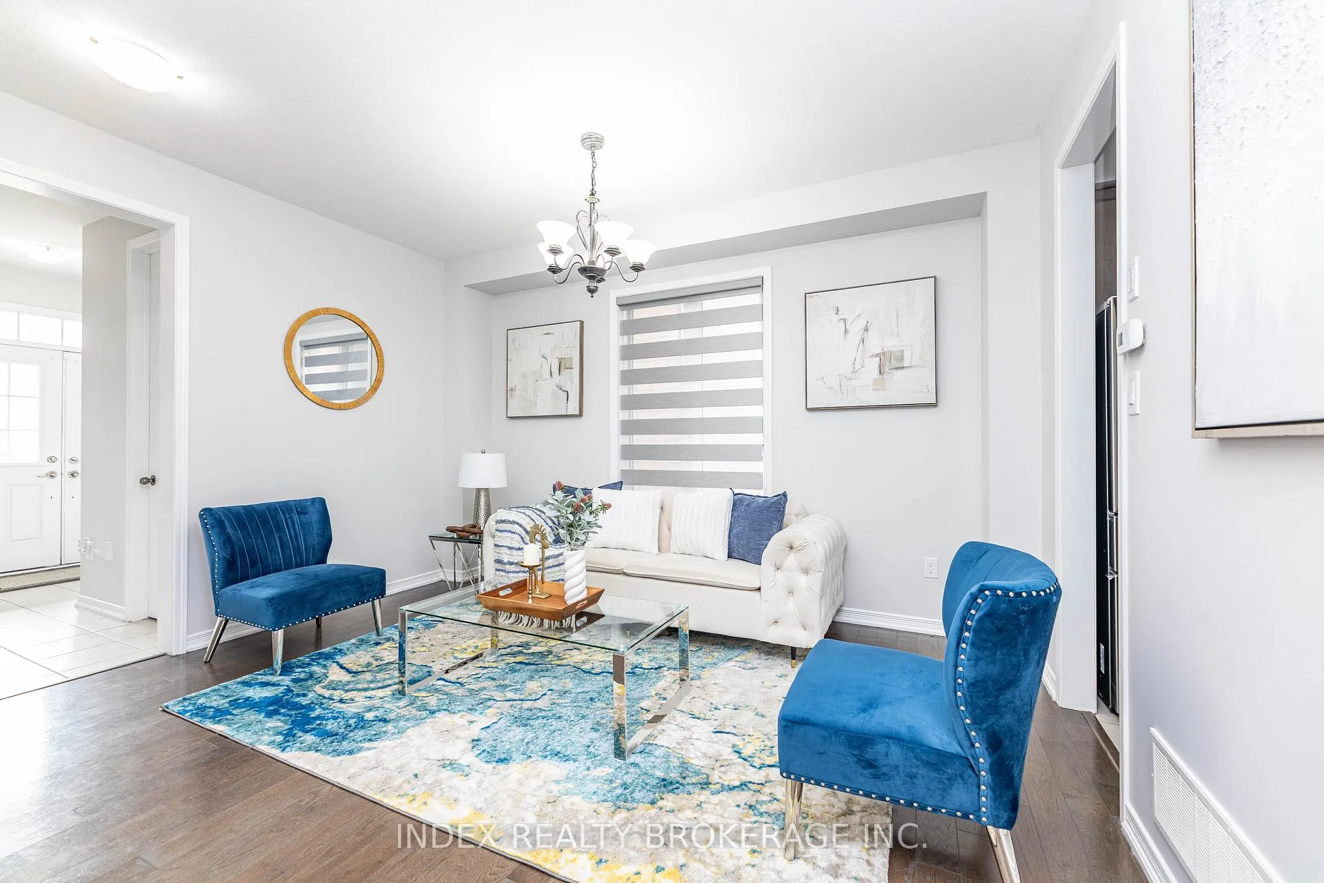 Photo 5 of 7713 Black Maple Drive, Niagara Falls, Brown — HOMEH