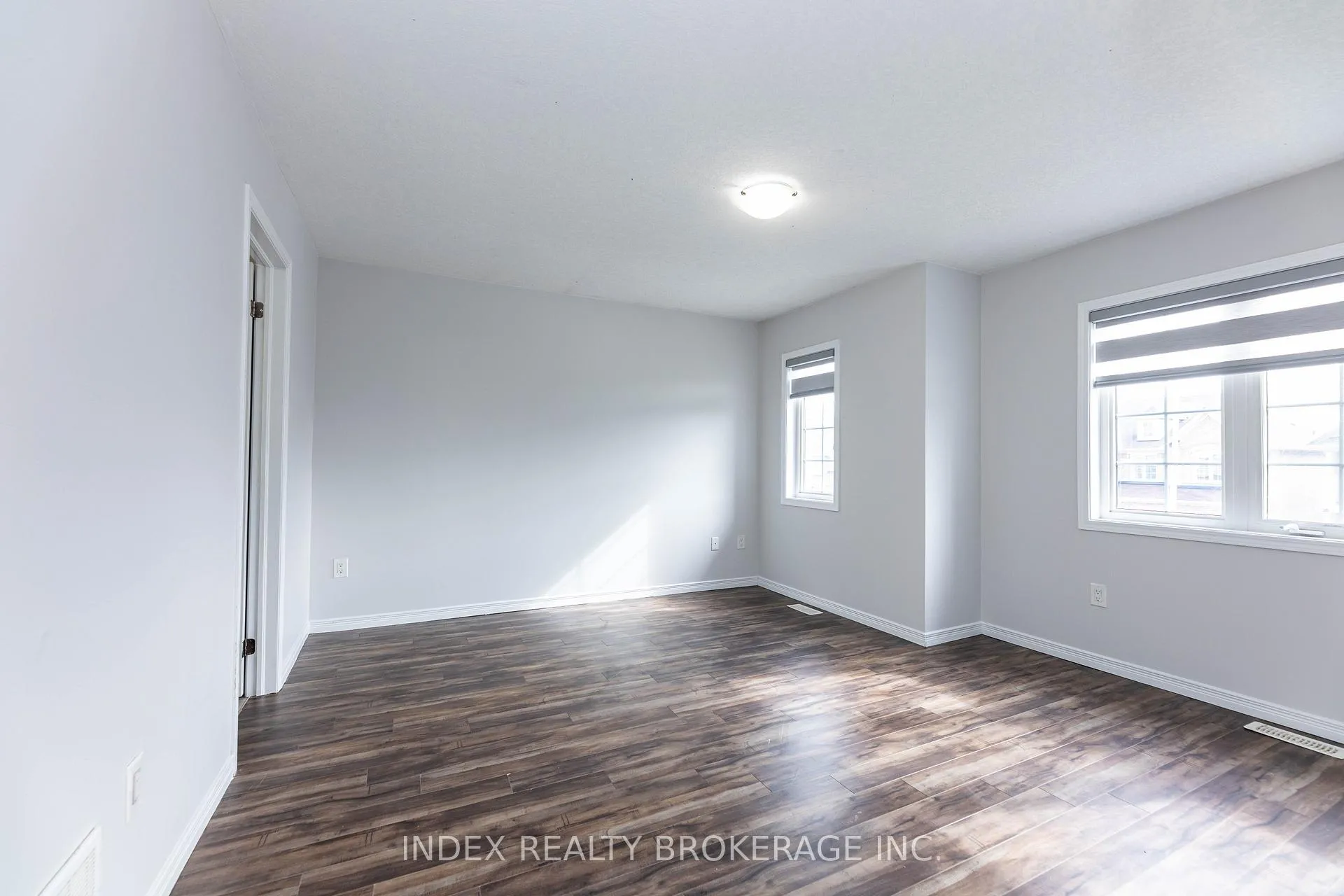 Photo 25 of 7713 Black Maple Drive, Niagara Falls, Brown — HOMEH