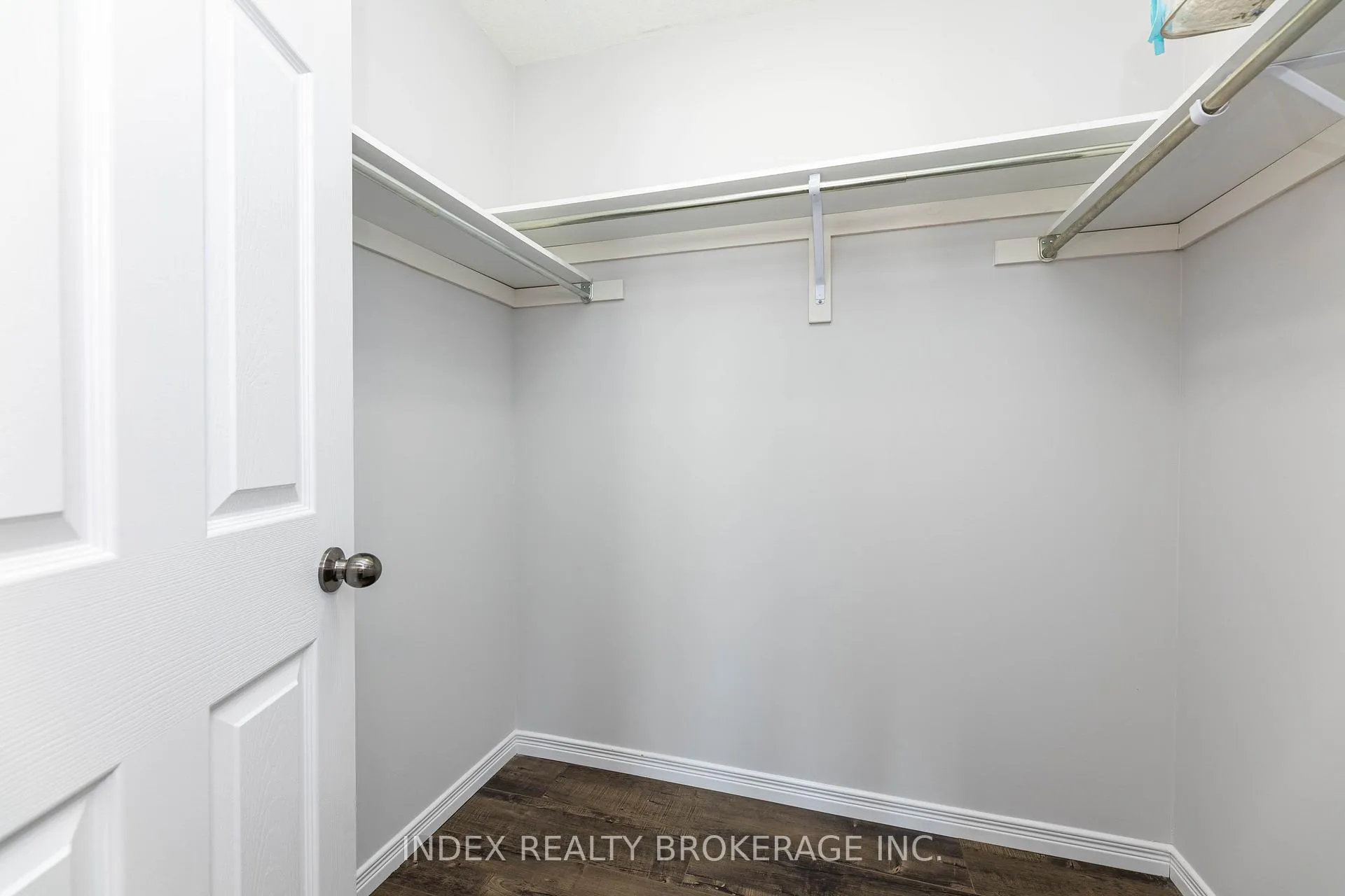 Photo 41 of 7713 Black Maple Drive, Niagara Falls, Brown — HOMEH