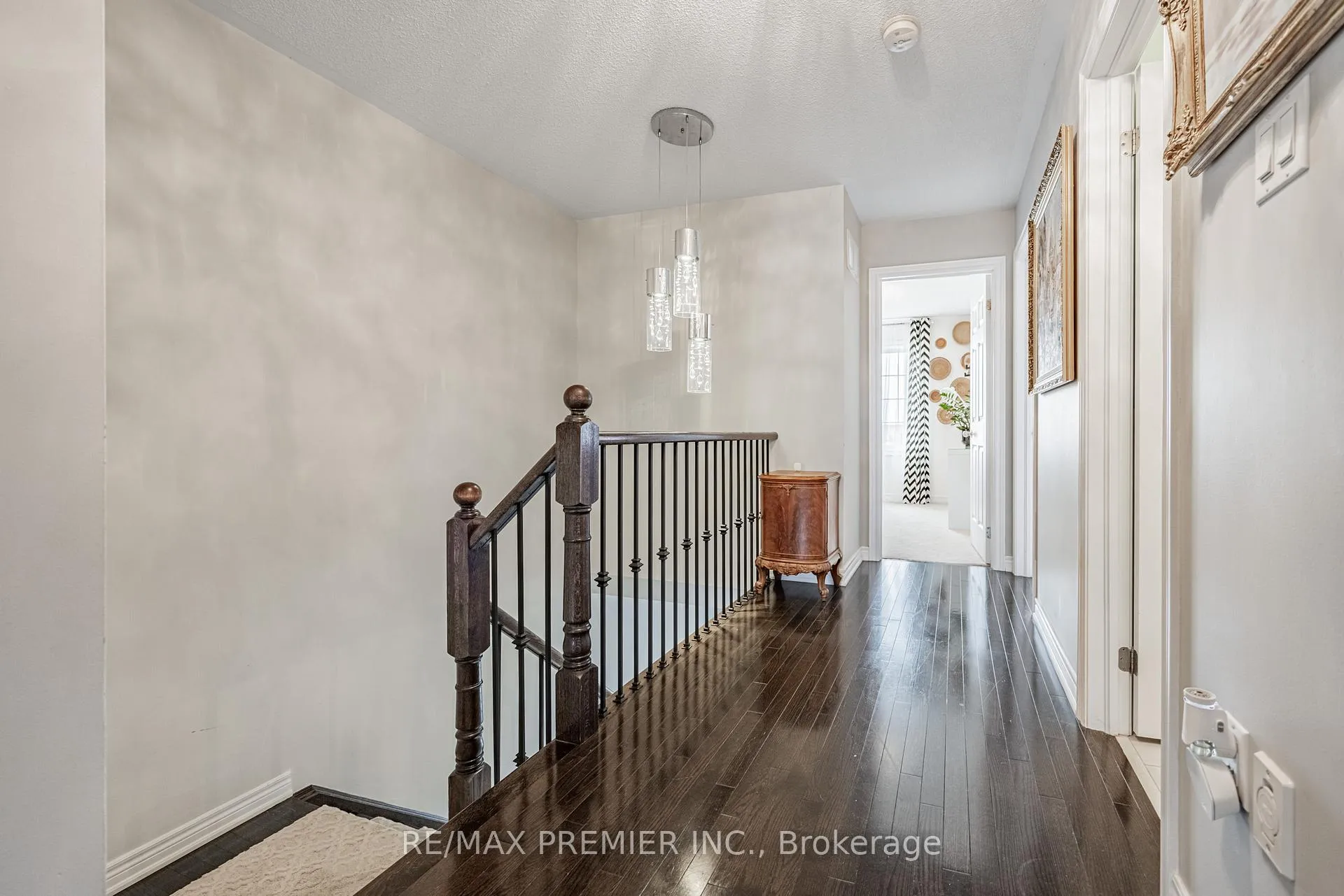 Photo 15 of 935 Transom Crescent, Milton, Willmott — HOMEH