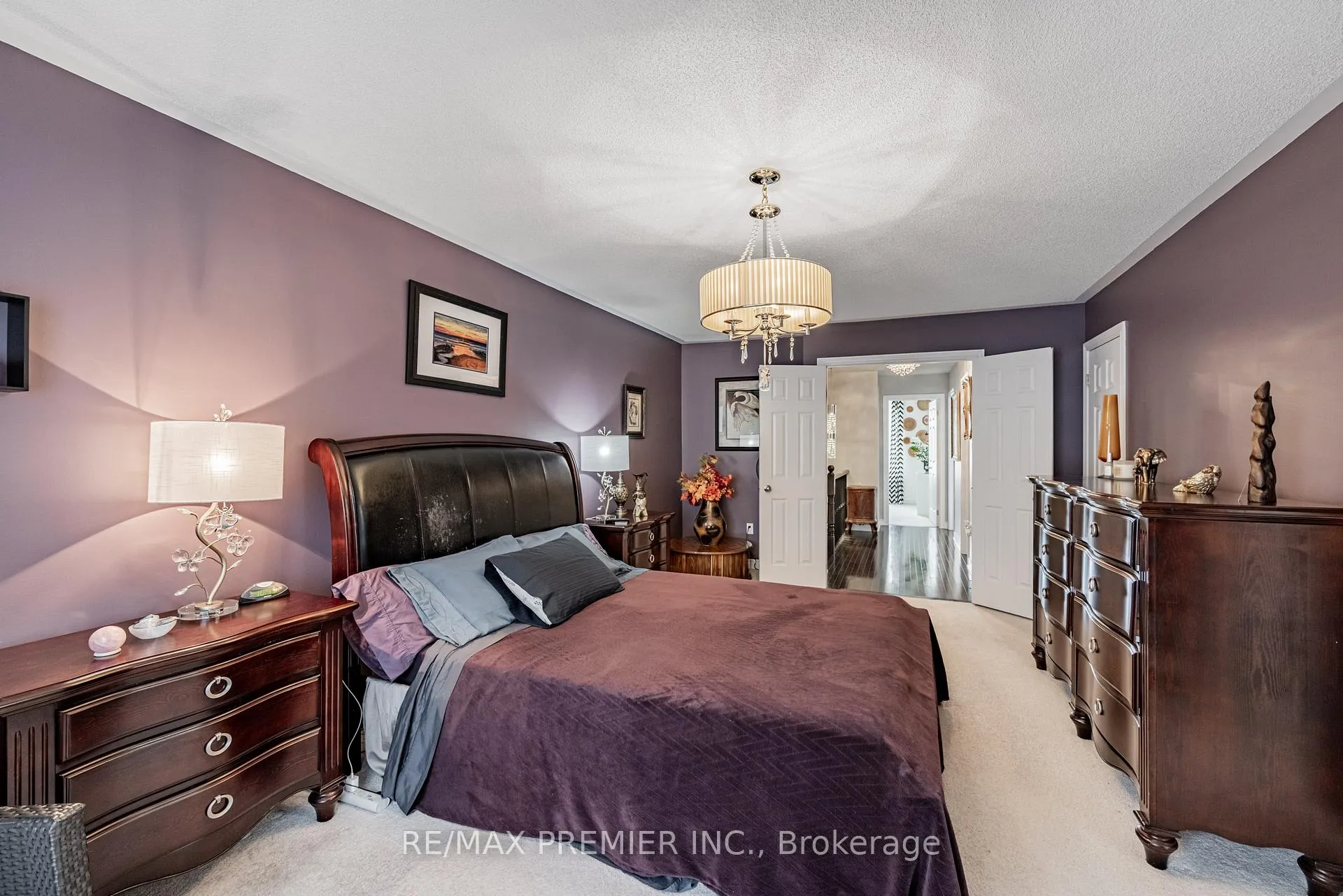 Photo 16 of 935 Transom Crescent, Milton, Willmott — HOMEH