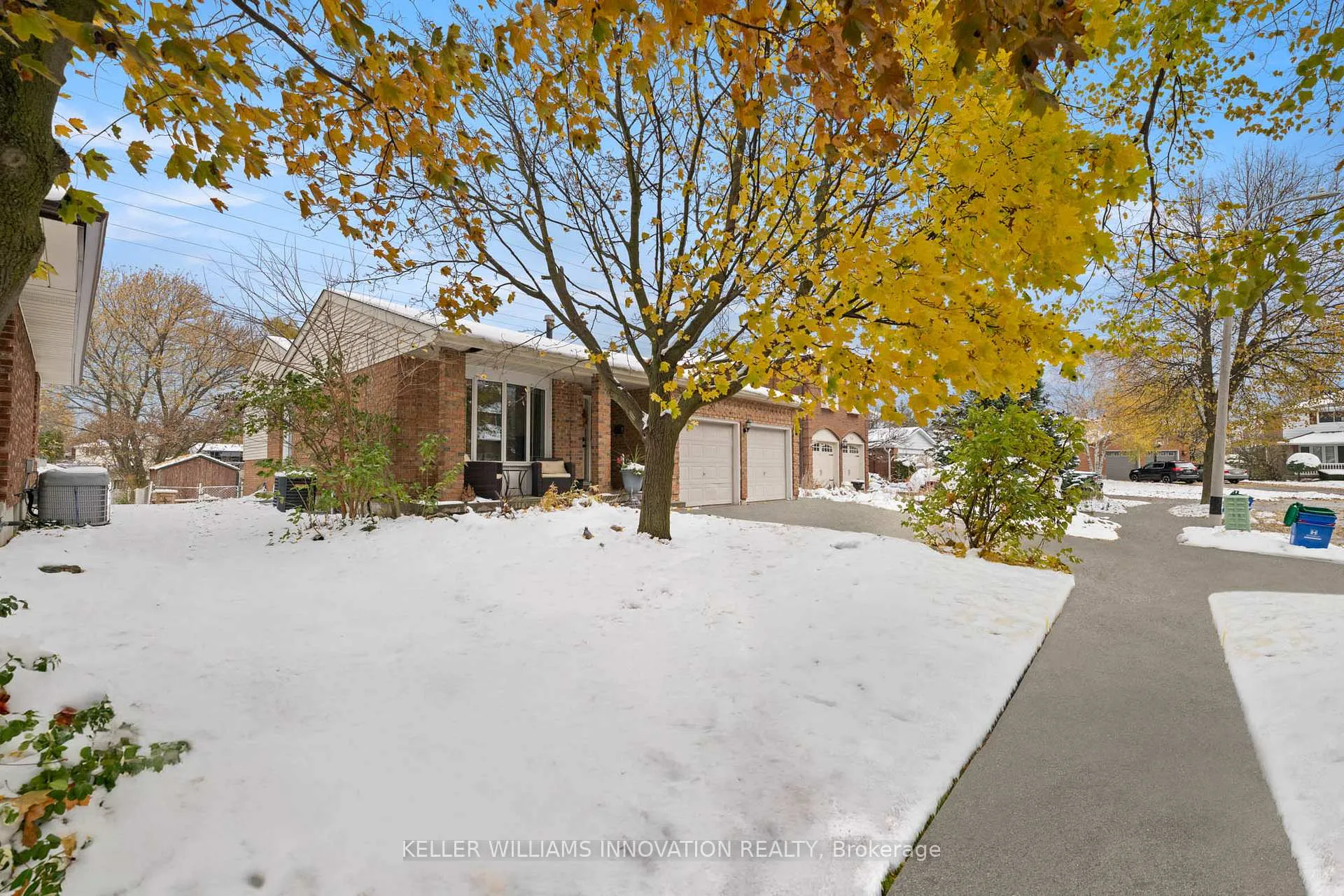 Photo 3 of 50 Old Forest Crescent, Kitchener — HOMEH