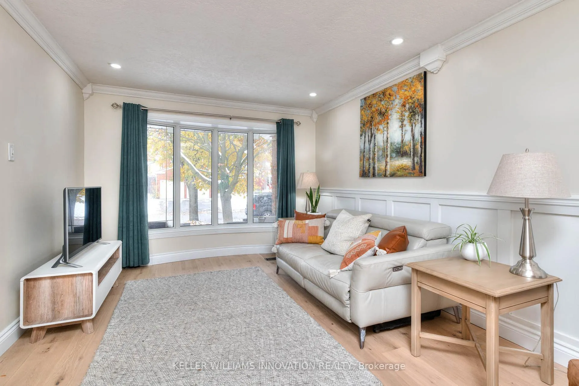 Photo 13 of 50 Old Forest Crescent, Kitchener — HOMEH