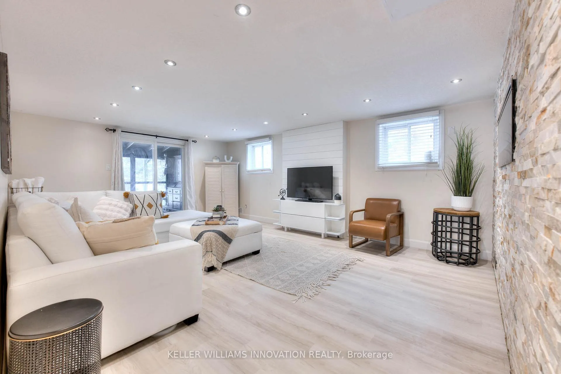 Photo 26 of 50 Old Forest Crescent, Kitchener — HOMEH