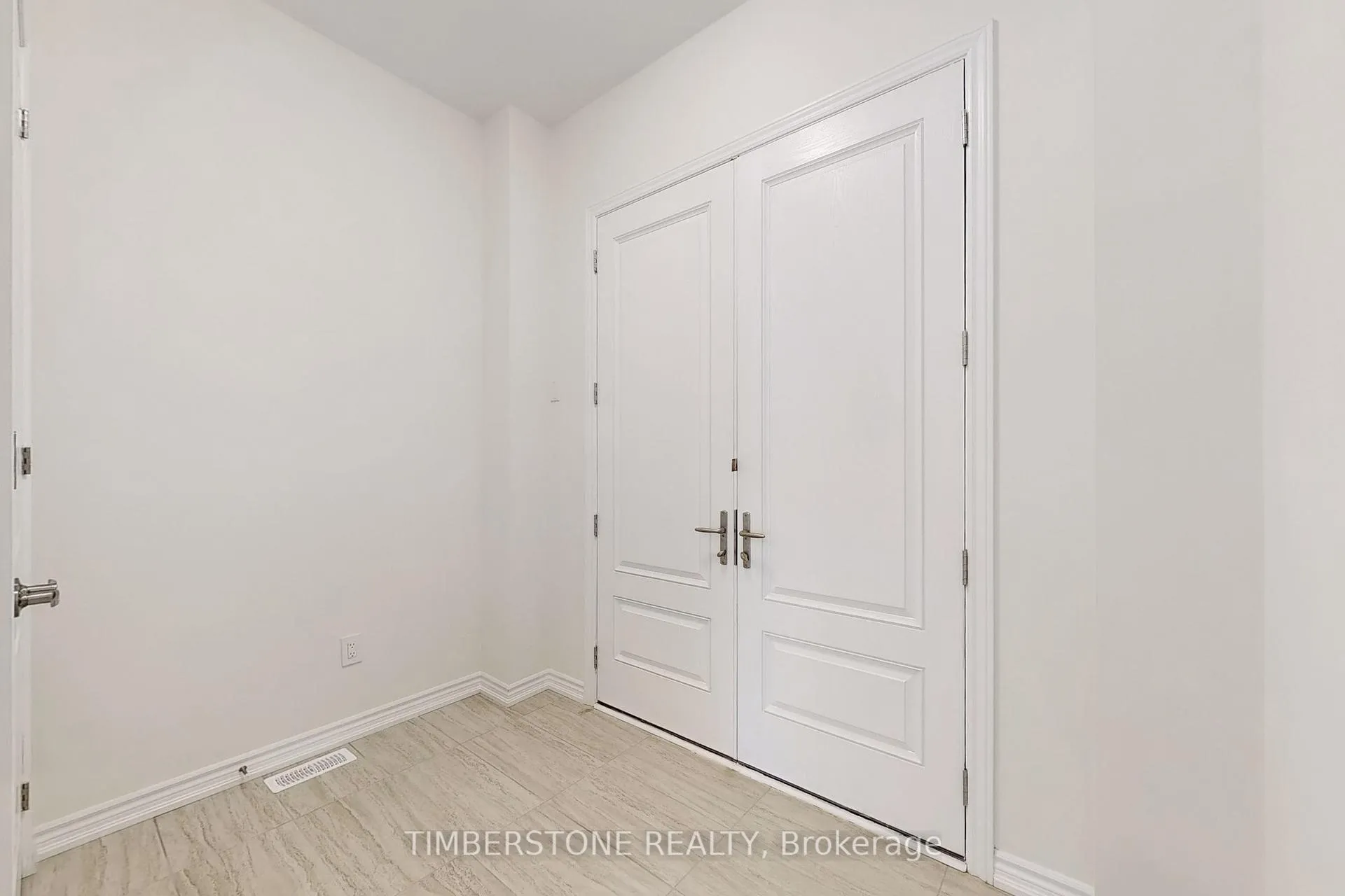 Photo 15 of 1044 Pisces Trail, Pickering, Rural Pickering — HOMEH