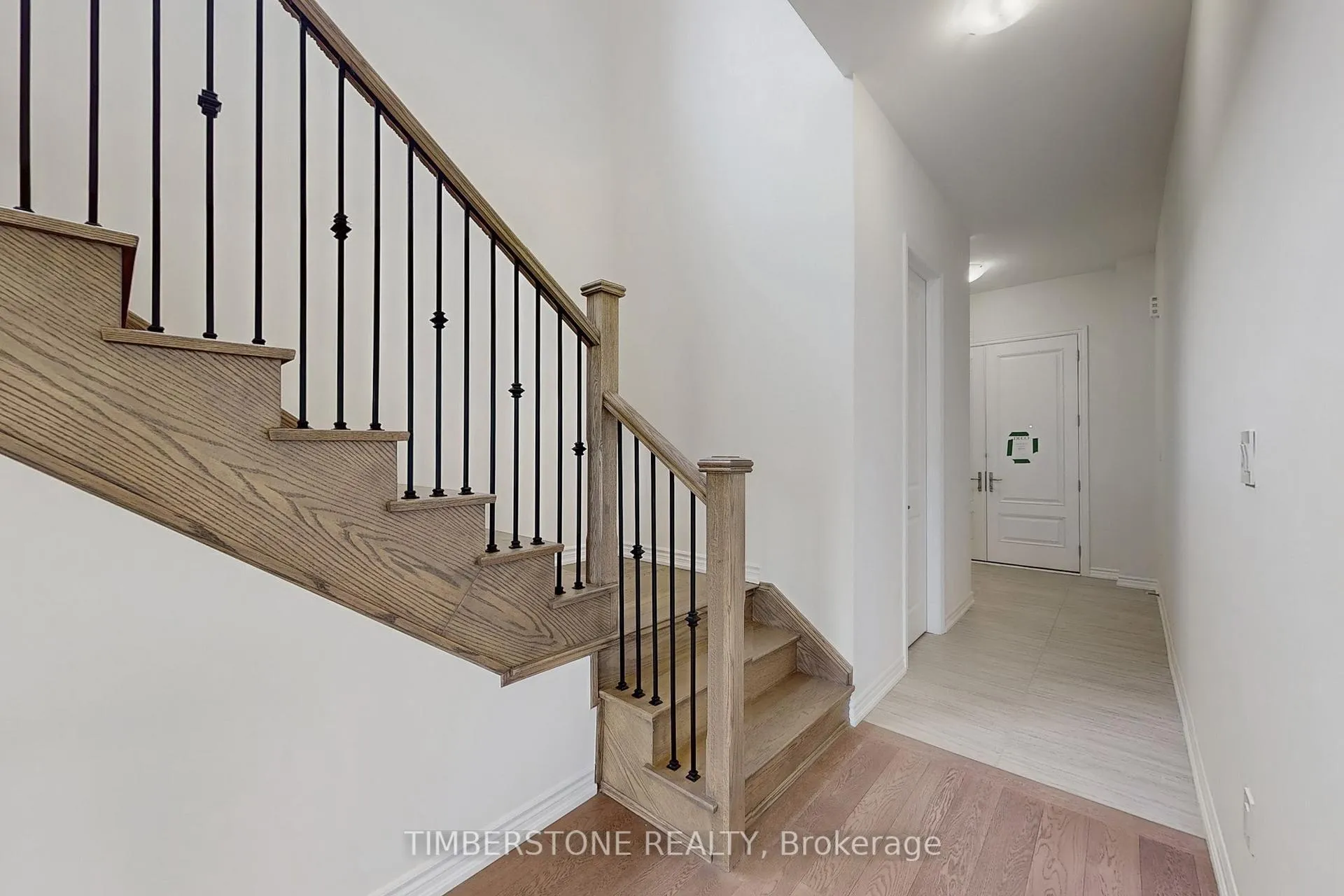 Photo 18 of 1044 Pisces Trail, Pickering, Rural Pickering — HOMEH