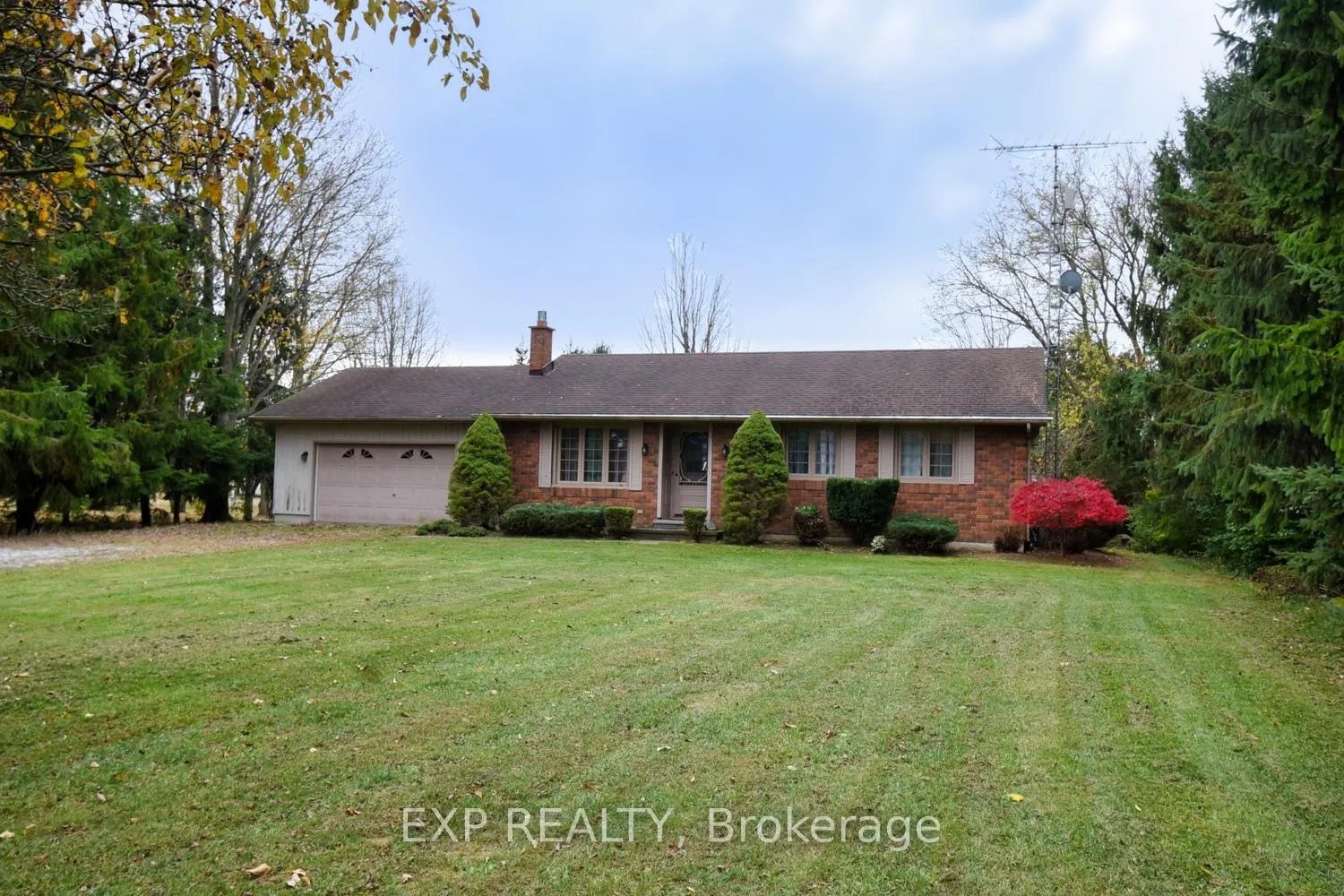 Photo 3 of 1428 Norfolk County 19 Road E, Norfolk, Bealton — HOMEH