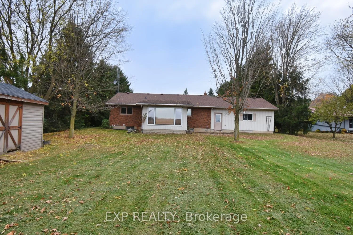 Photo 6 of 1428 Norfolk County 19 Road E, Norfolk, Bealton — HOMEH