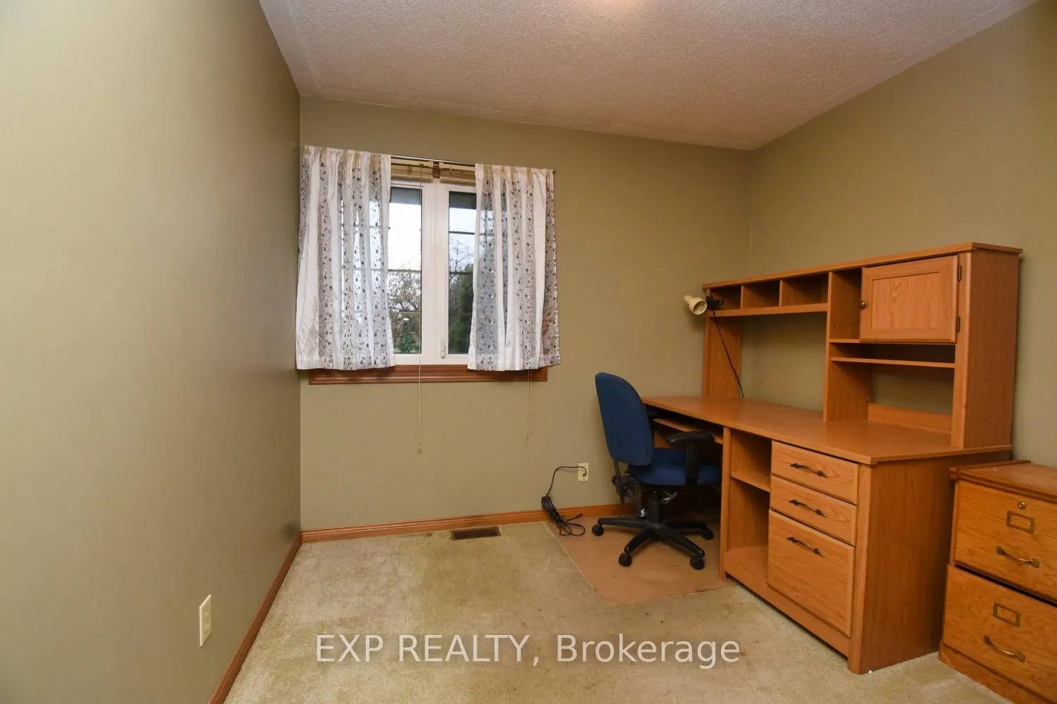 Photo 22 of 1428 Norfolk County 19 Road E, Norfolk, Bealton — HOMEH