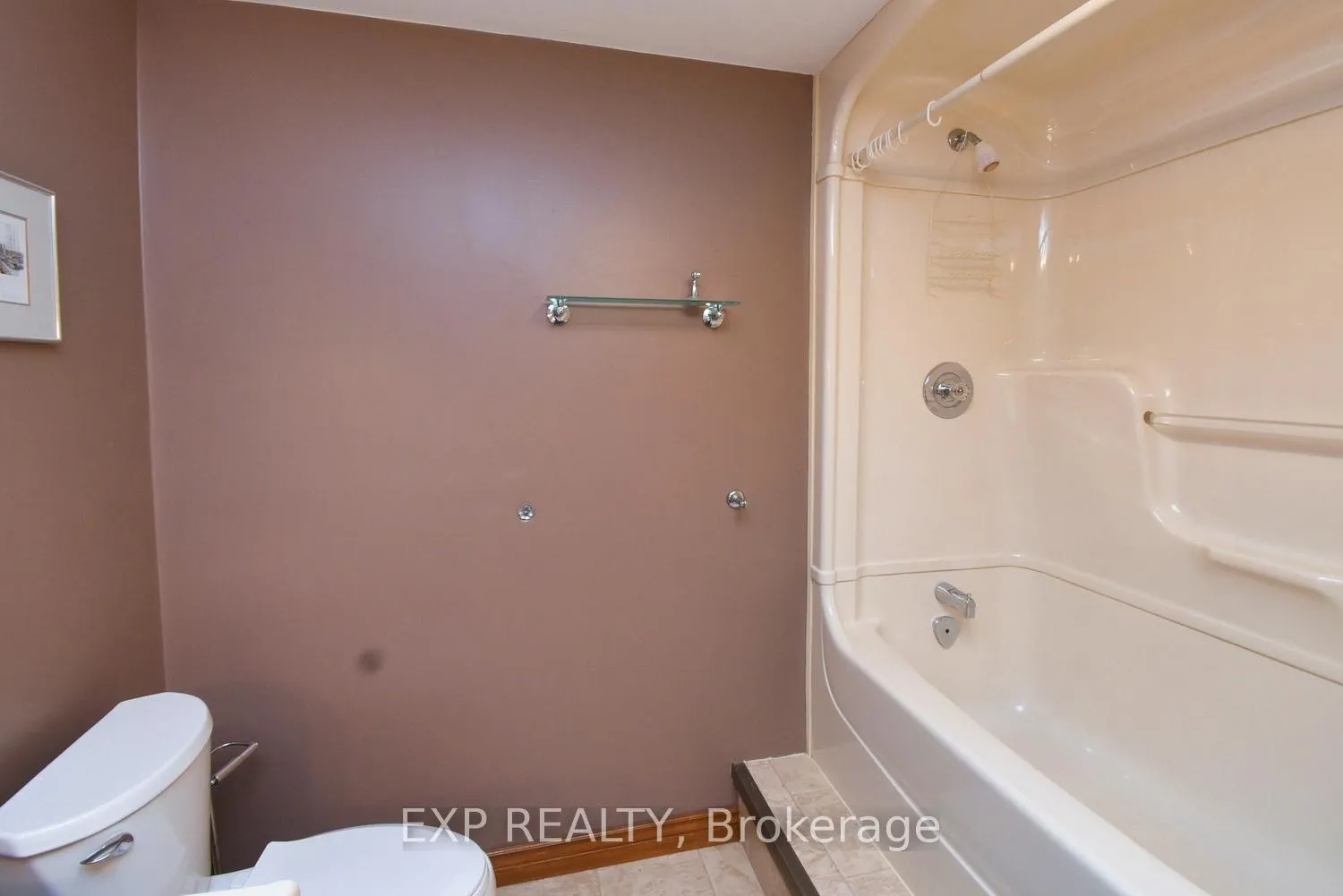 Photo 31 of 1428 Norfolk County 19 Road E, Norfolk, Bealton — HOMEH