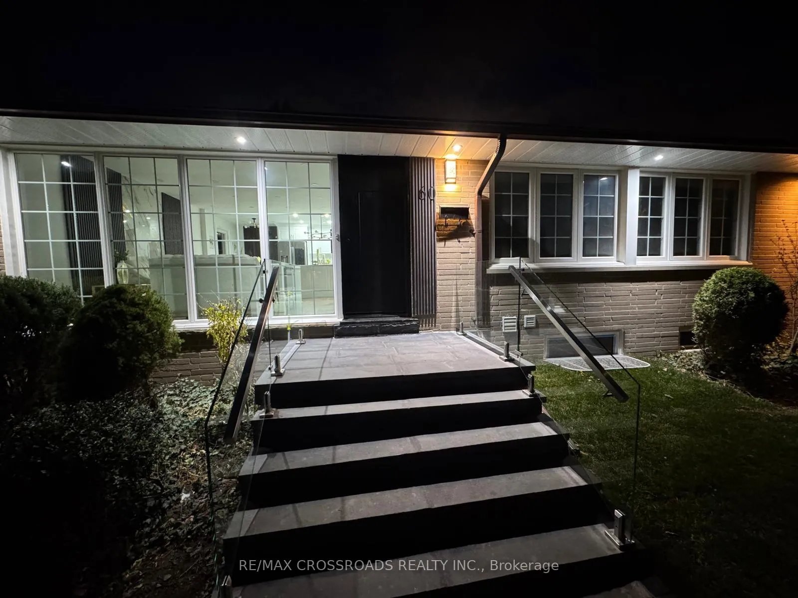 Photo 3 of 60 Droxford Avenue, Scarborough, Wexford-Maryvale — HOMEH