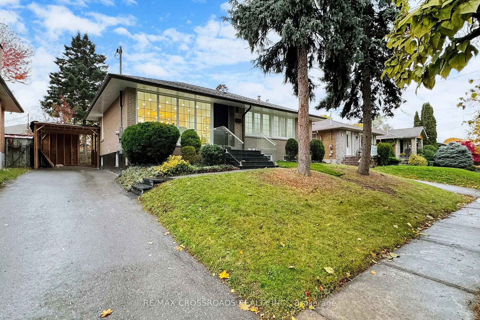 Photo 5 of 60 Droxford Avenue, Scarborough, Wexford-Maryvale — HOMEH