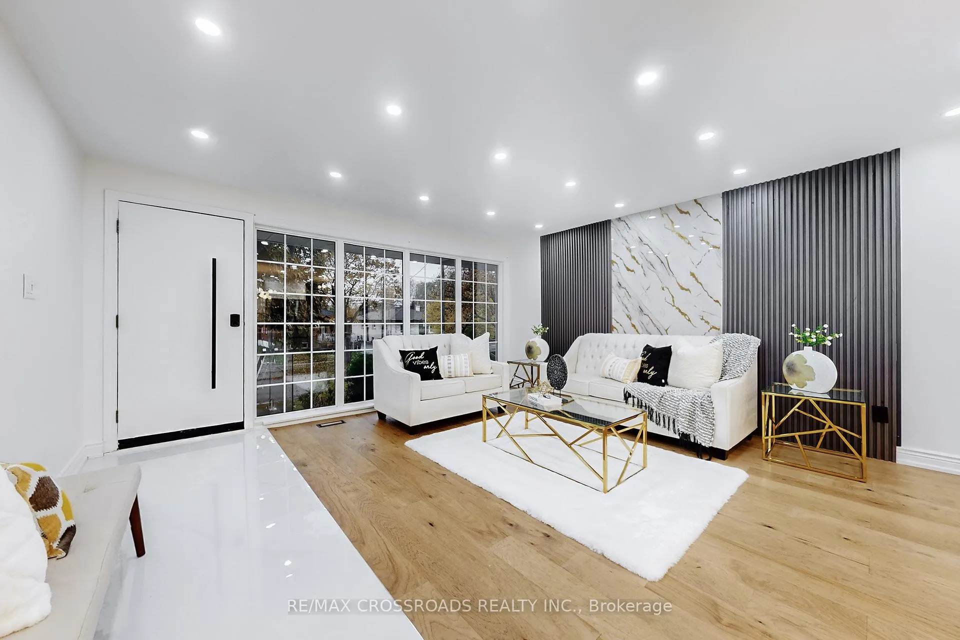 Photo 8 of 60 Droxford Avenue, Scarborough, Wexford-Maryvale — HOMEH