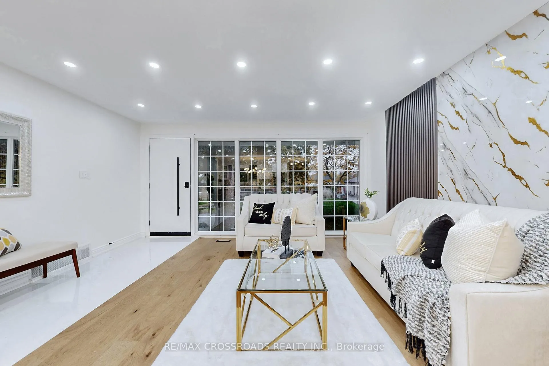 Photo 9 of 60 Droxford Avenue, Scarborough, Wexford-Maryvale — HOMEH