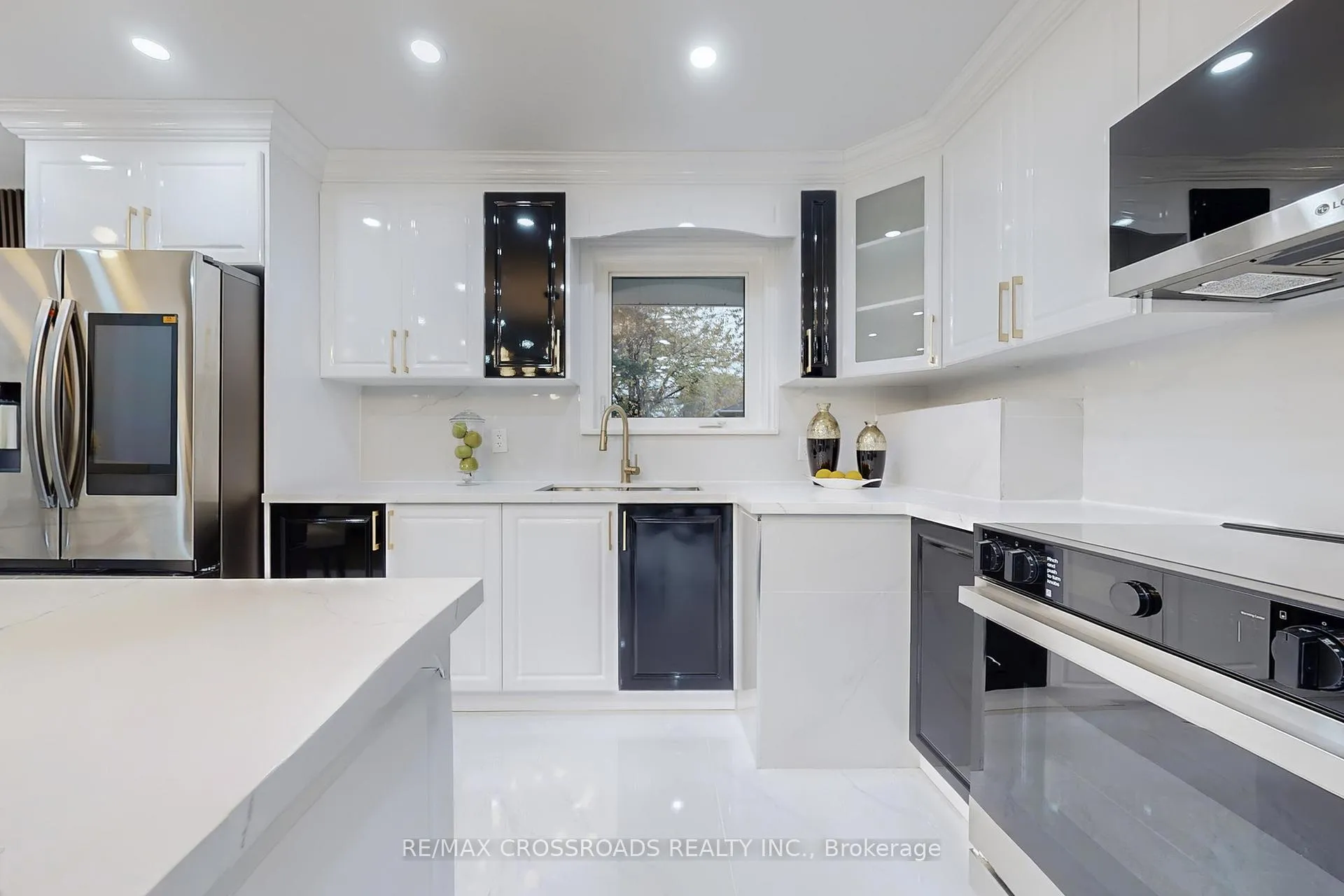 Photo 13 of 60 Droxford Avenue, Scarborough, Wexford-Maryvale — HOMEH