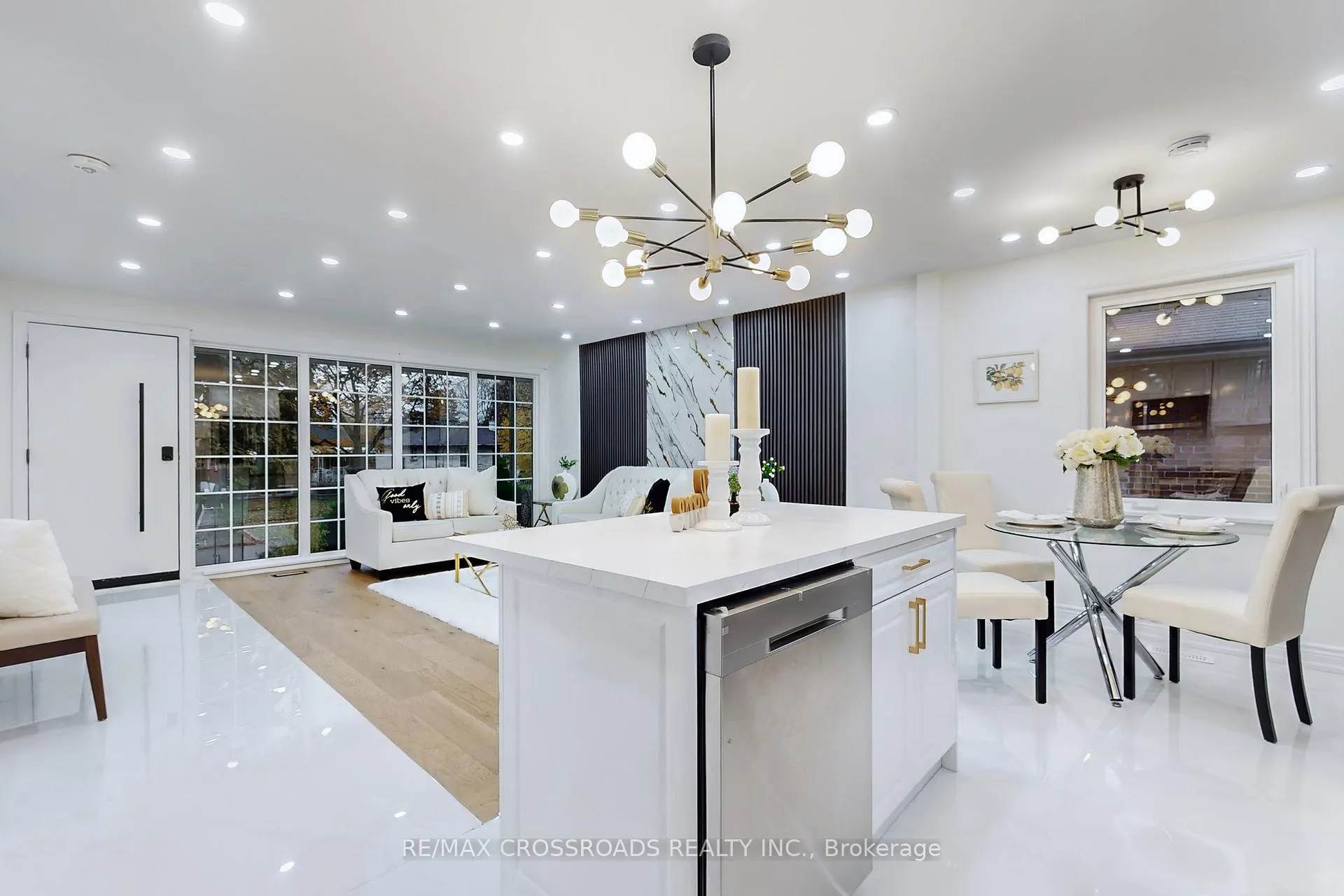 Photo 15 of 60 Droxford Avenue, Scarborough, Wexford-Maryvale — HOMEH