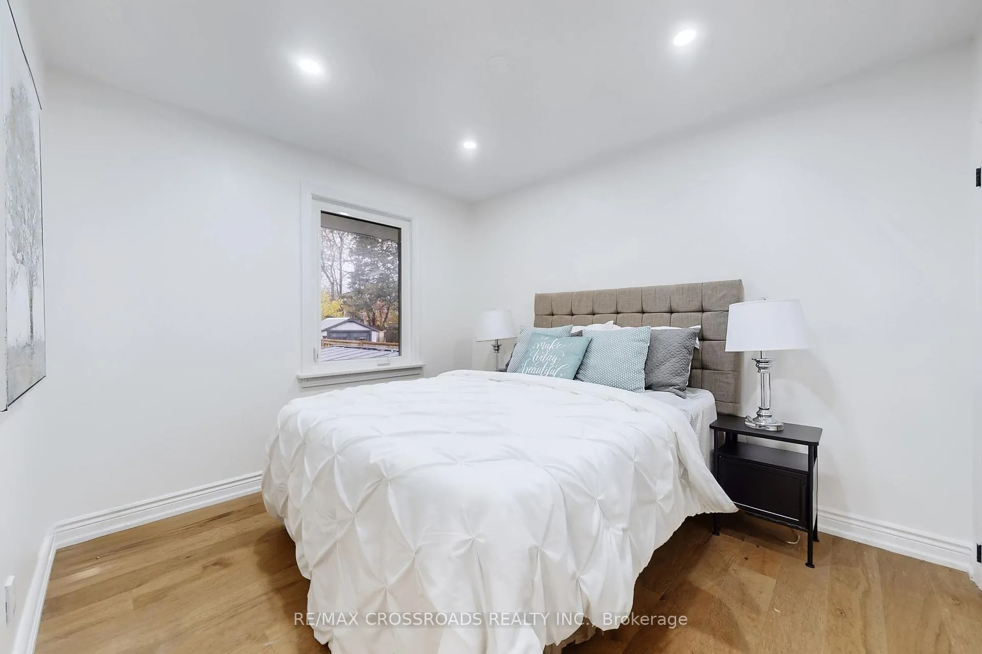 Photo 23 of 60 Droxford Avenue, Scarborough, Wexford-Maryvale — HOMEH