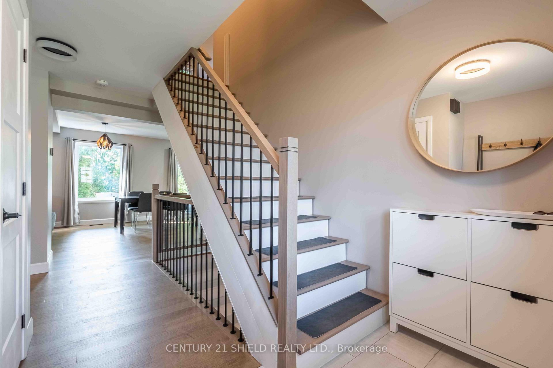 Photo 3 of 1313 Patricia Place, Cornwall — HOMEH