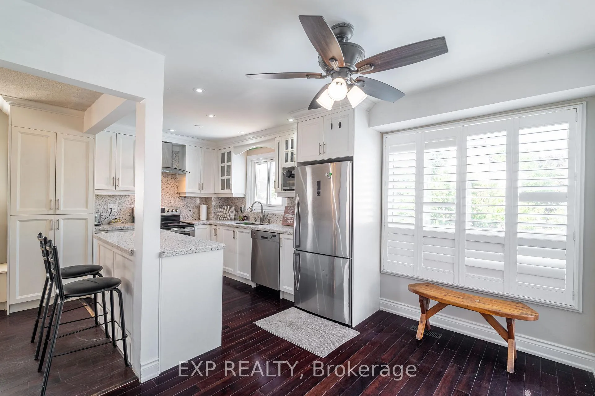 Photo 9 of 12 Empson Court, Ajax, South West — HOMEH