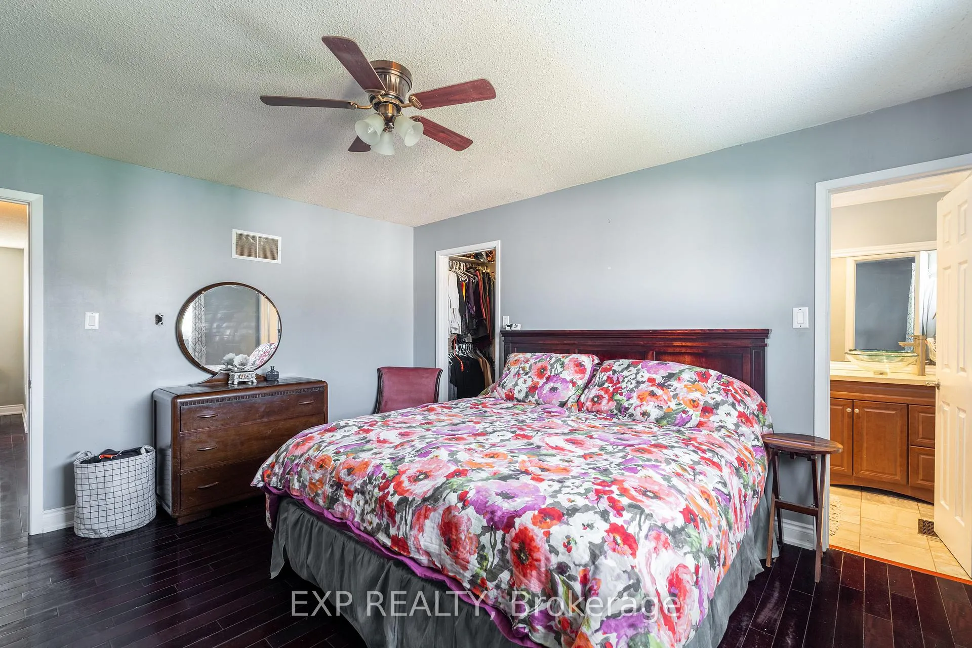 Photo 14 of 12 Empson Court, Ajax, South West — HOMEH