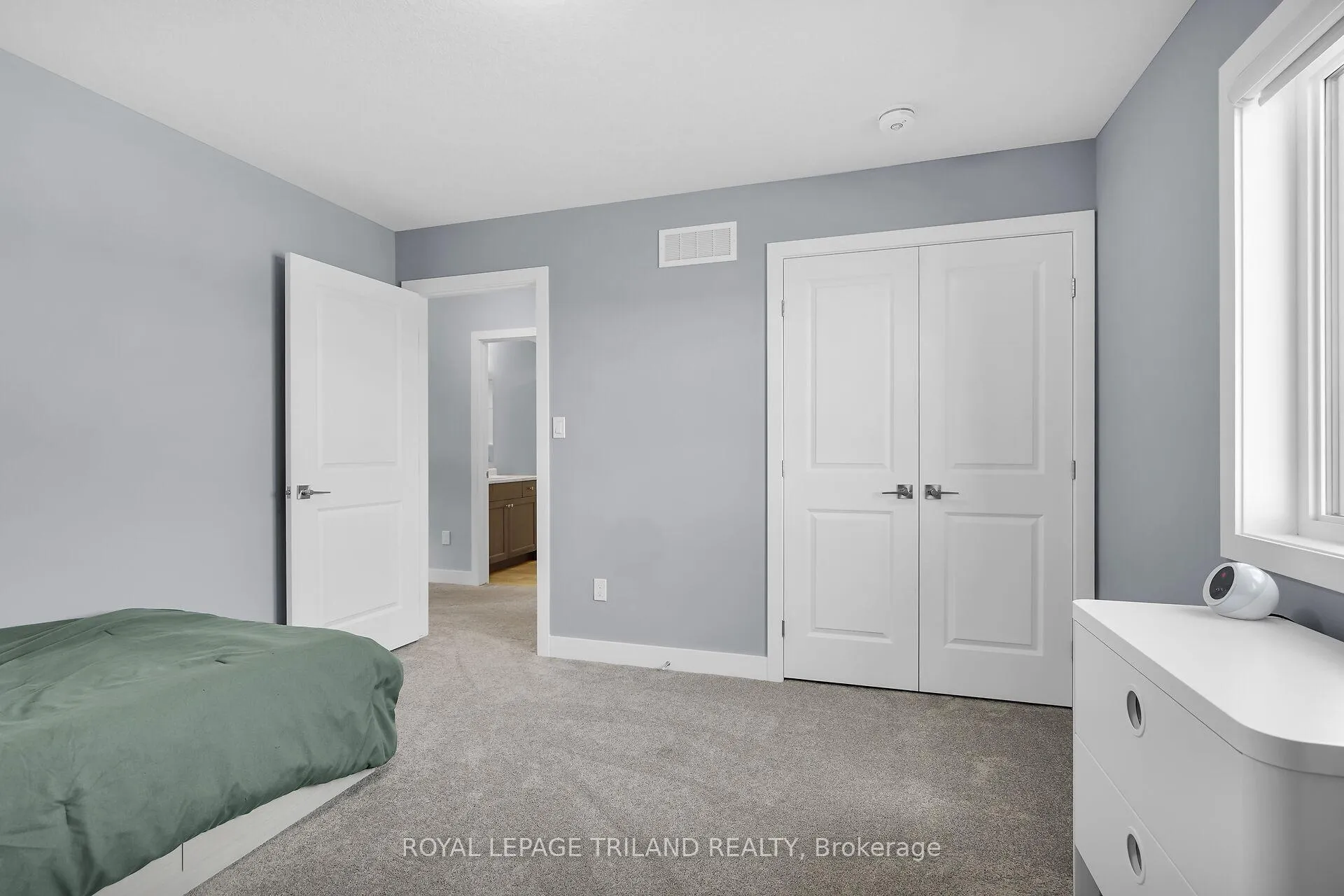 Photo 27 of 103 Empire Parkway, St. Thomas — HOMEH