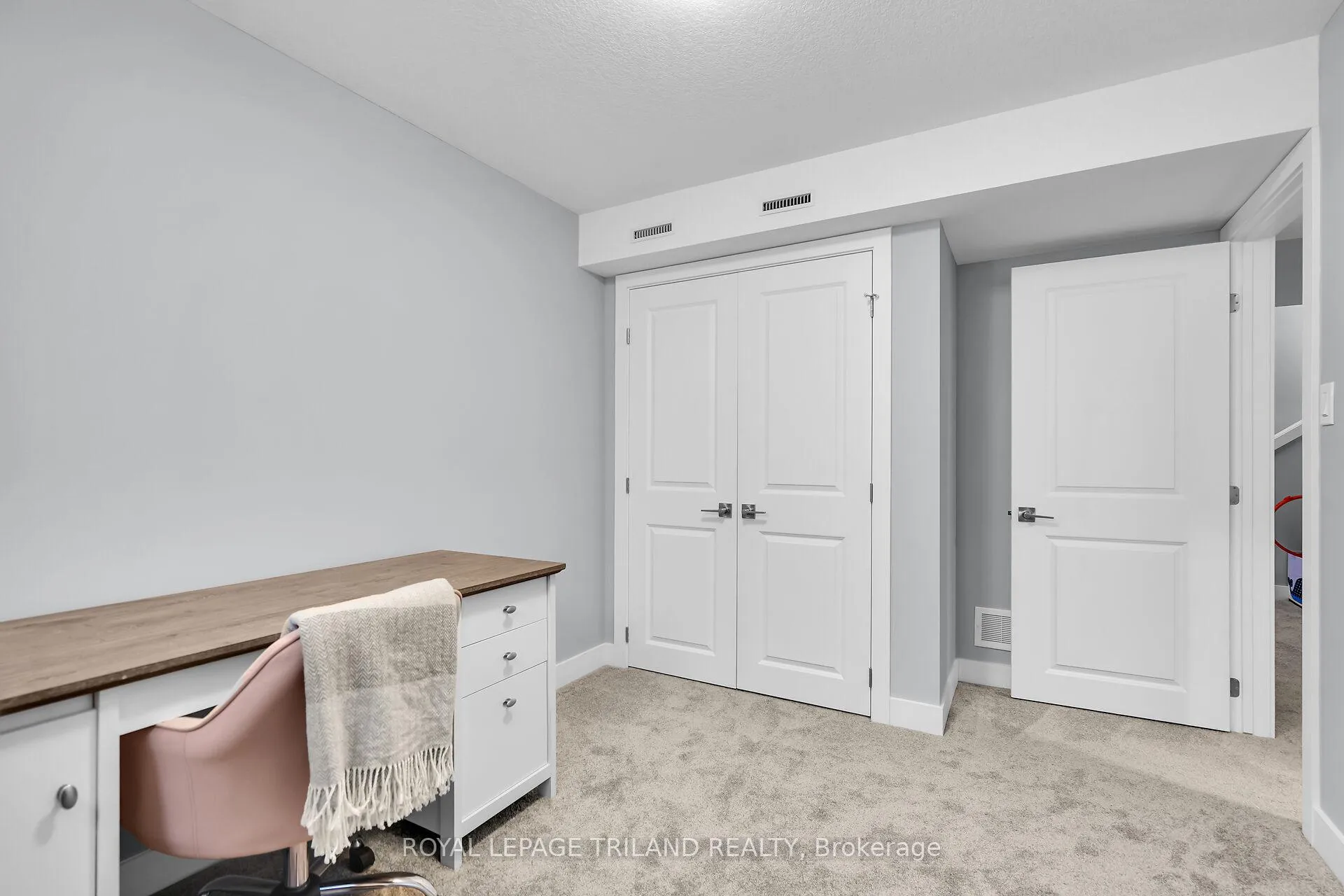 Photo 36 of 103 Empire Parkway, St. Thomas — HOMEH